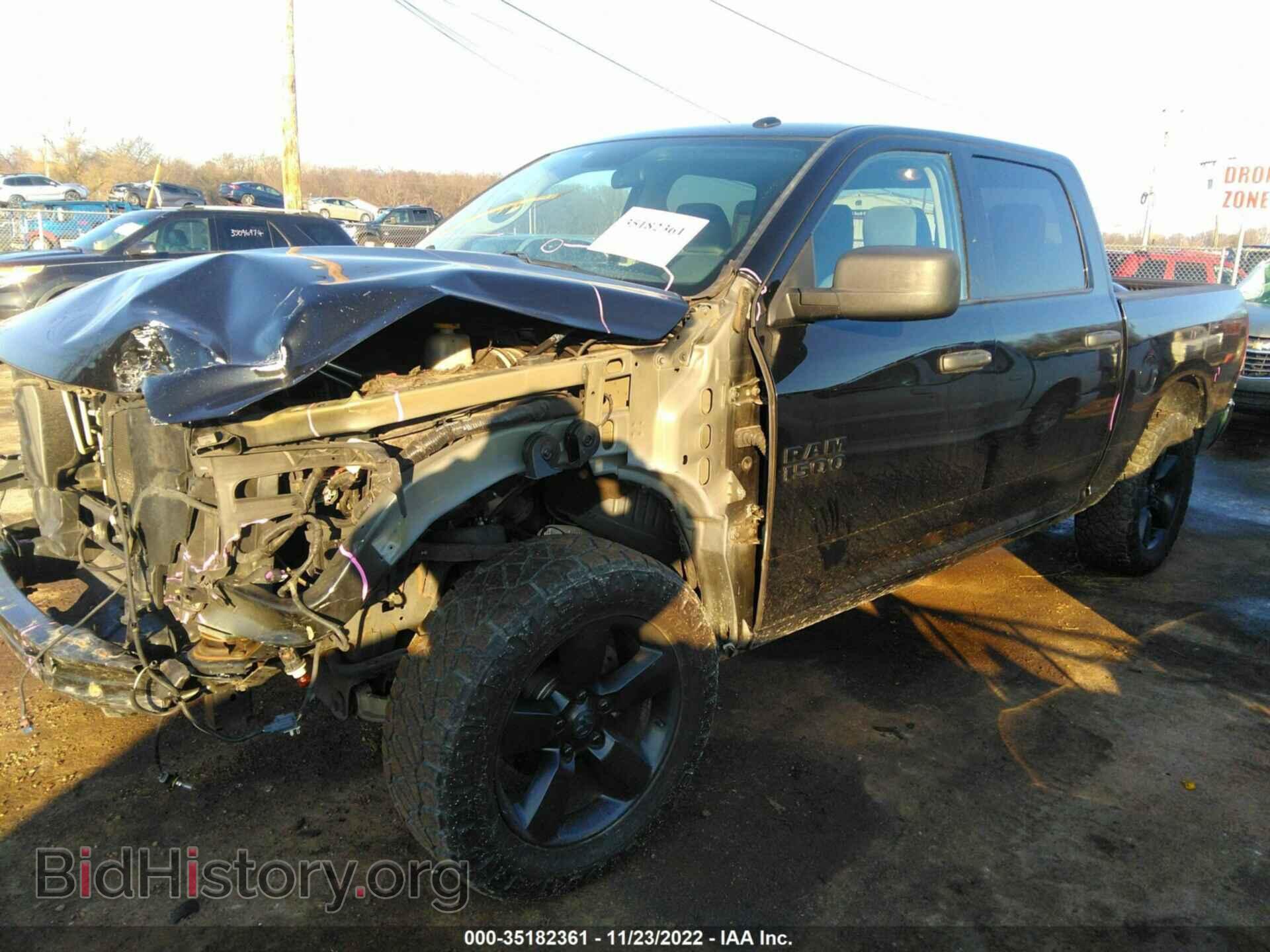 2017 RAM 1500 - VIN: 3C6RR7KT3HG640683 - Фото 2