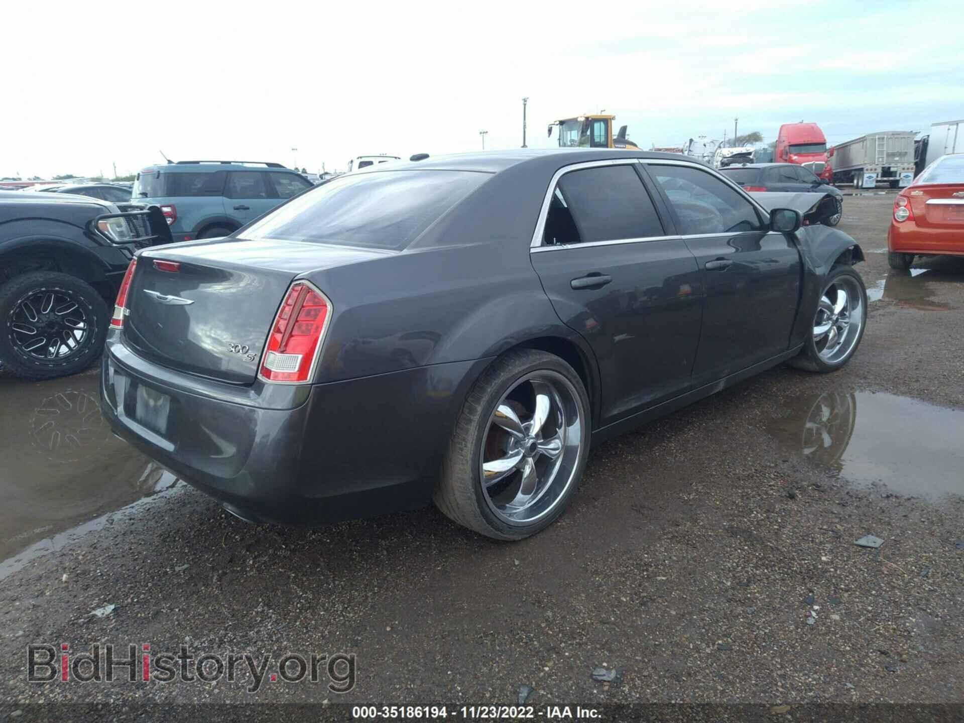 2013 CHRYSLER 300 - VIN: 2C3CCABG2DH612131 - Фото 4
