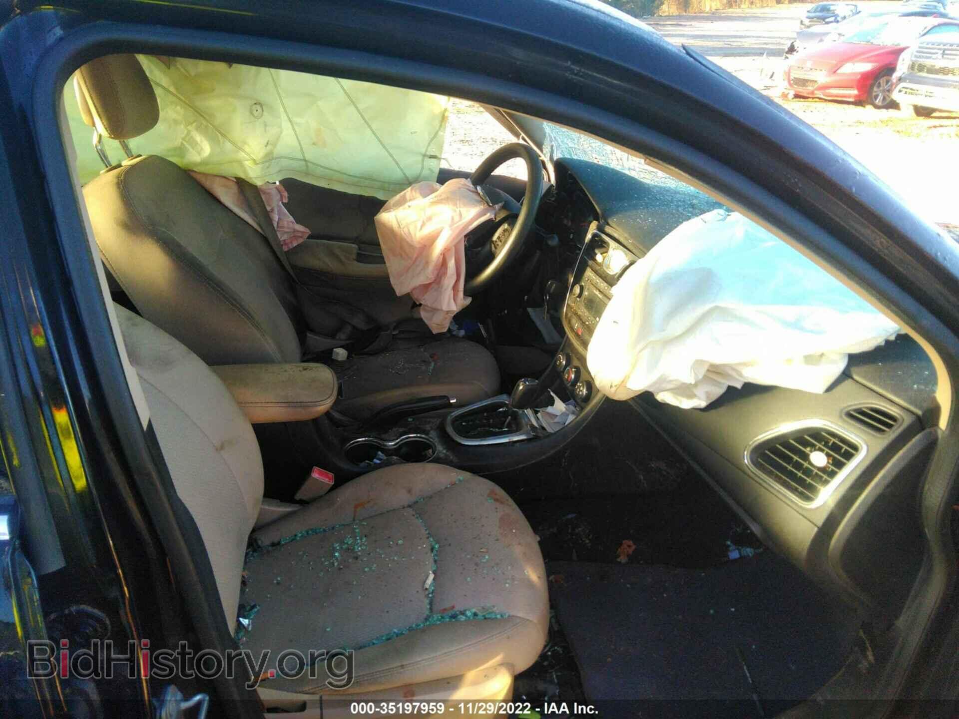 2014 CHRYSLER 200 - VIN: 1C3CCBAB4EN208803 - Фото 5