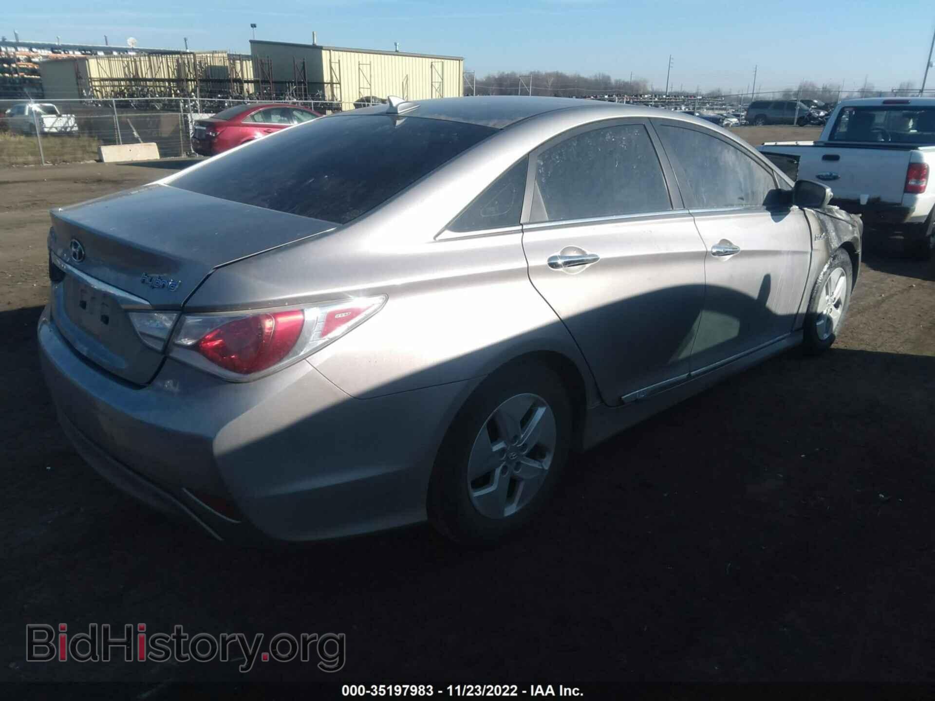 2012 HYUNDAI SONATA - VIN: KMHEC4A43CA027886 - Фото 4