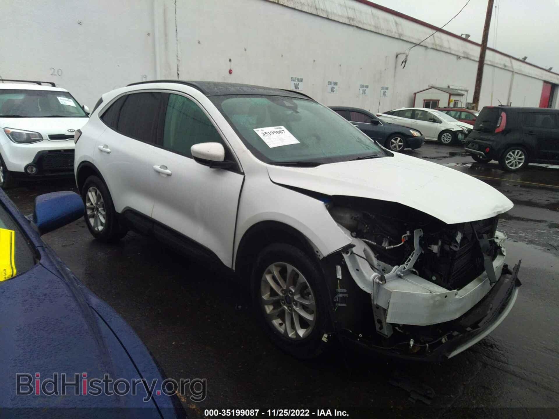 Photo 1FMCU9G65LUA58243 - FORD ESCAPE 2020