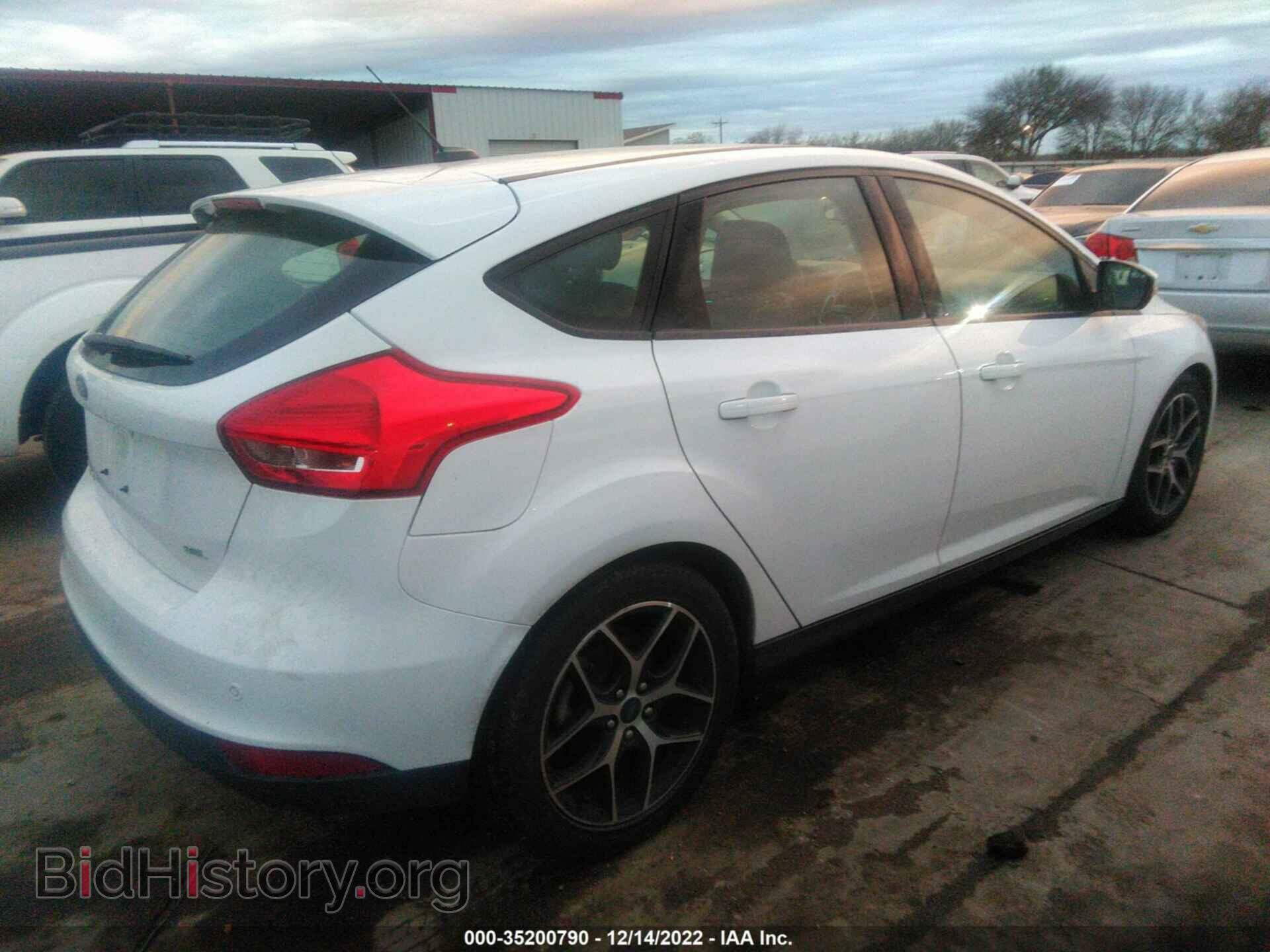 2017 FORD FOCUS - VIN: 1FADP3M26HL303469 - Фото 4