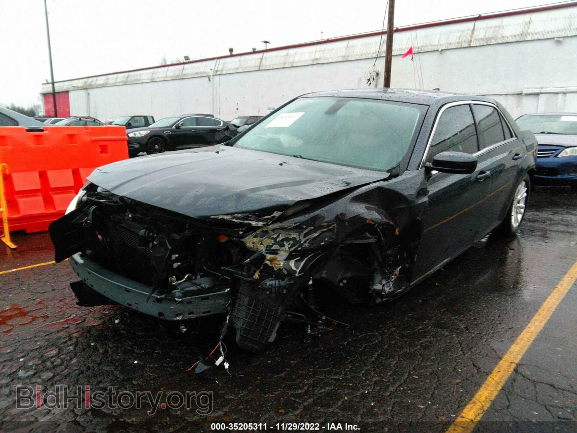 2017 CHRYSLER 300 - VIN: 2C3CCAAG3HH560080 - Фото 6