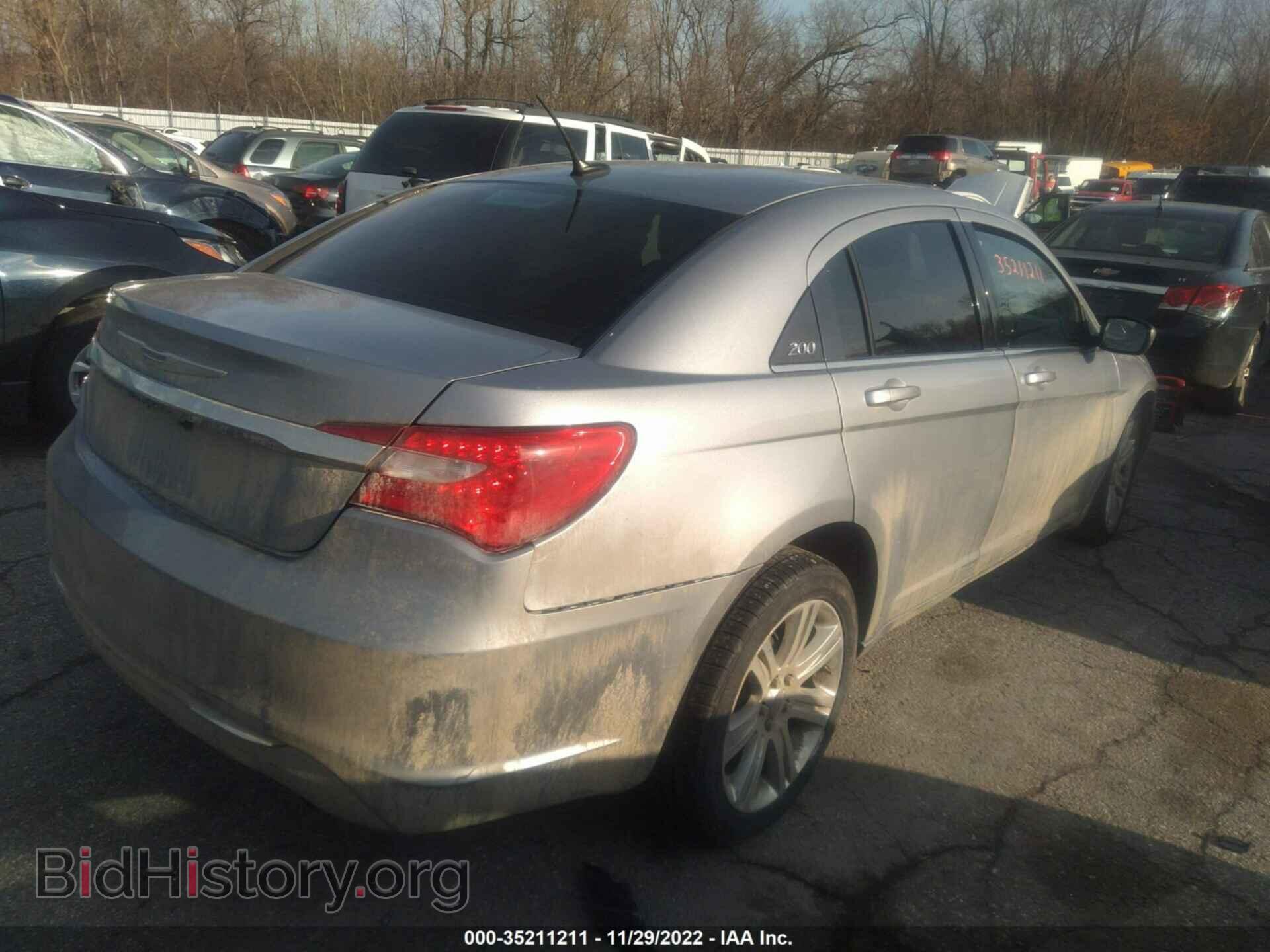 2013 CHRYSLER 200 - VIN: 1C3CCBAB7DN697986 - Photo 4