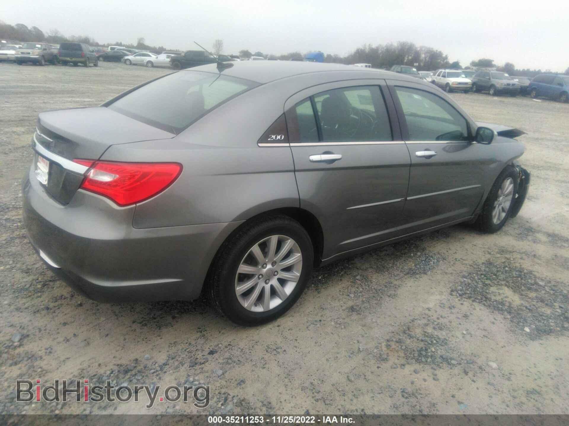 2013 CHRYSLER 200 - VIN: 1C3CCBCG4DN607637 - Фото 4