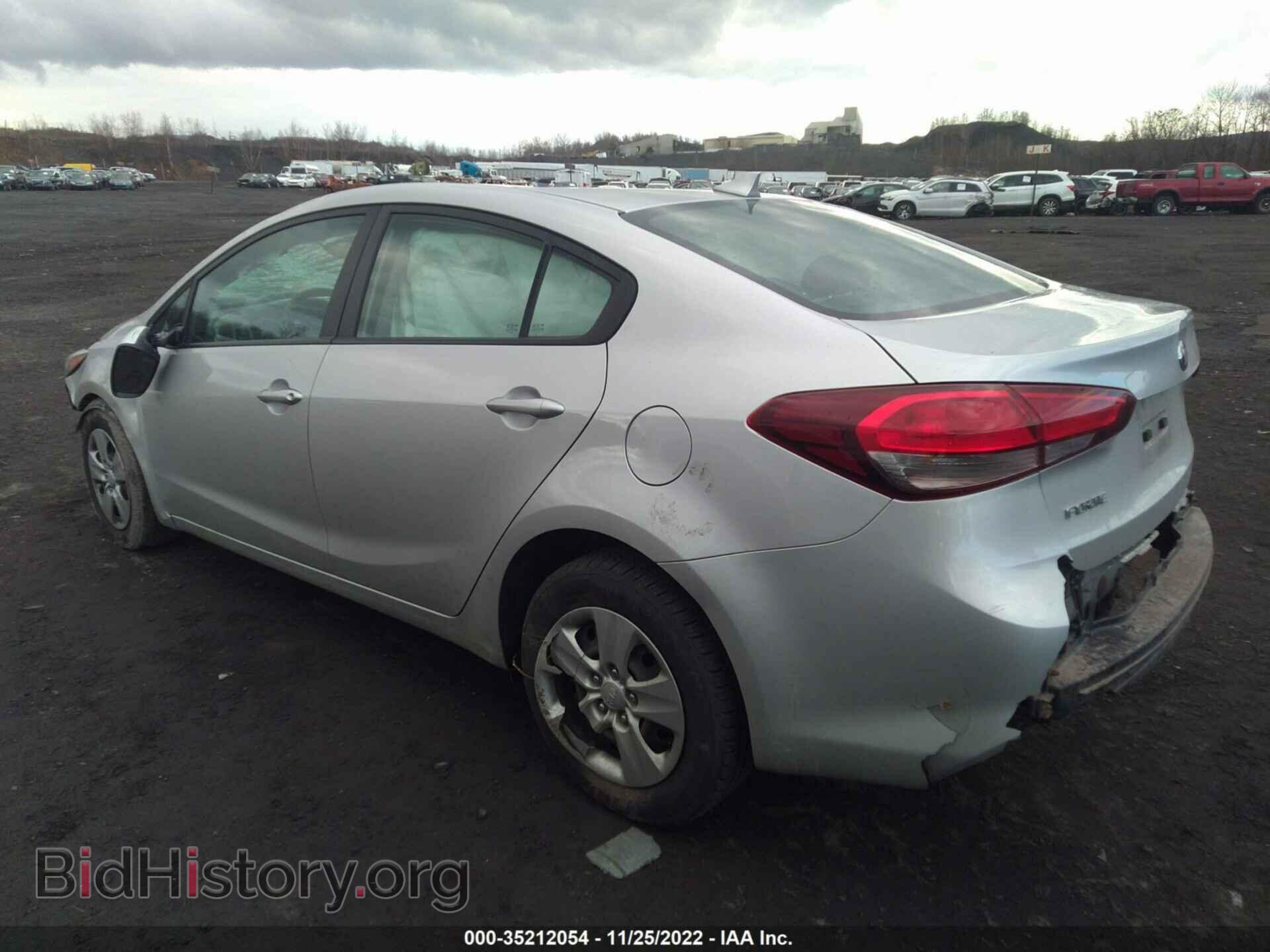 2017 KIA FORTE - VIN: 3KPFK4A78HE060070 - Фото 3