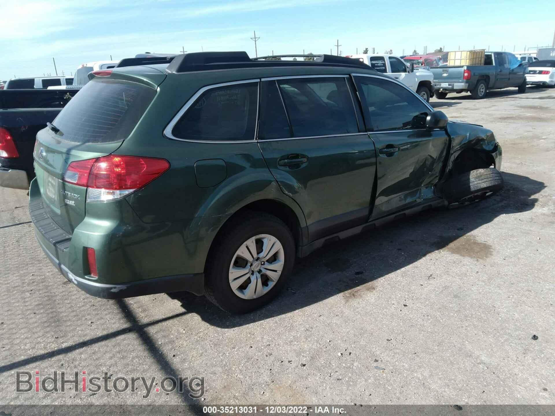 2011 SUBARU OUTBACK - VIN: 4S4BRBAC4B3427021 - Photo 4