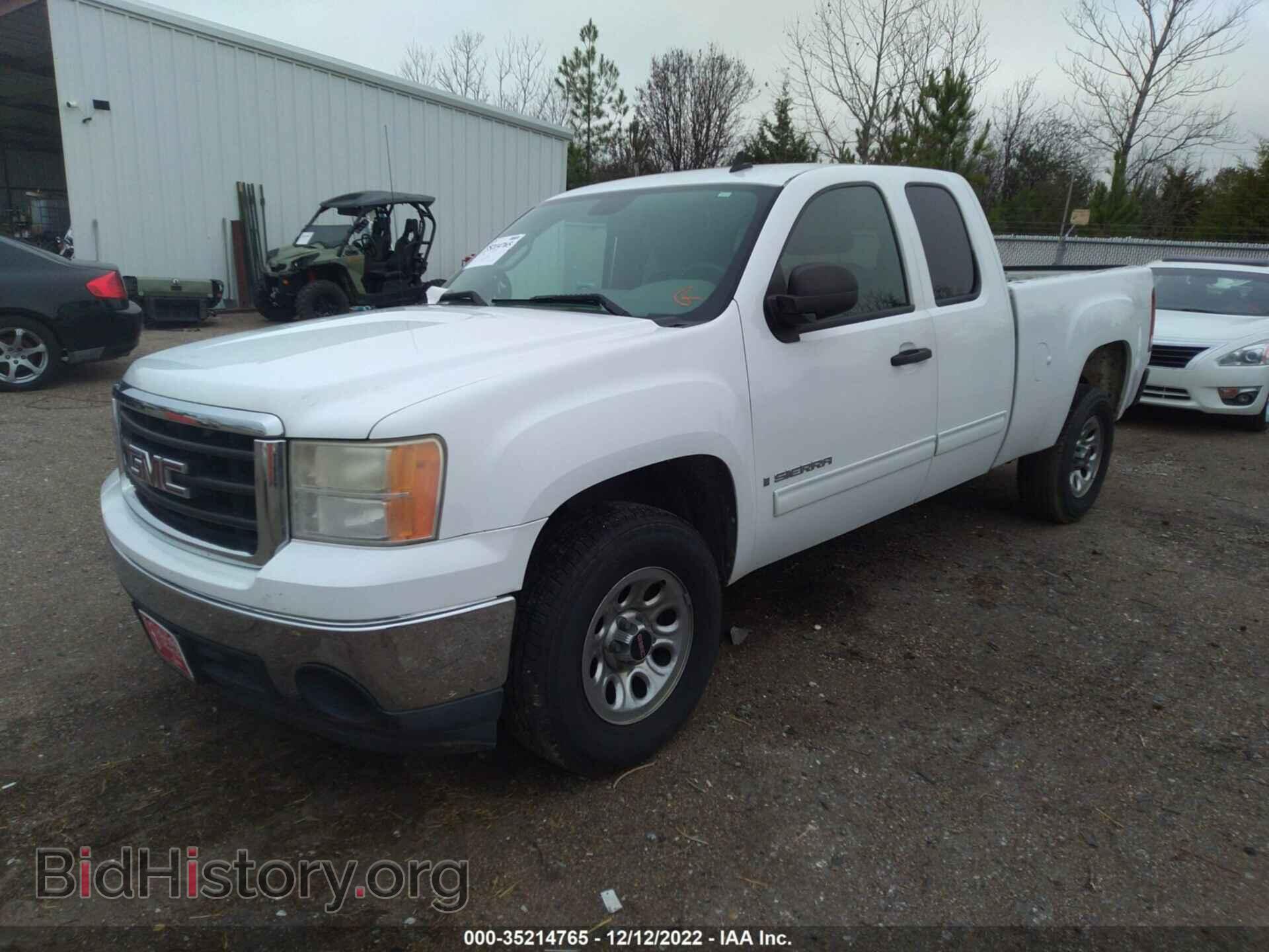 2008 GMC SIERRA 1500 - VIN: 2GTEC19C581321953 - Фото 2