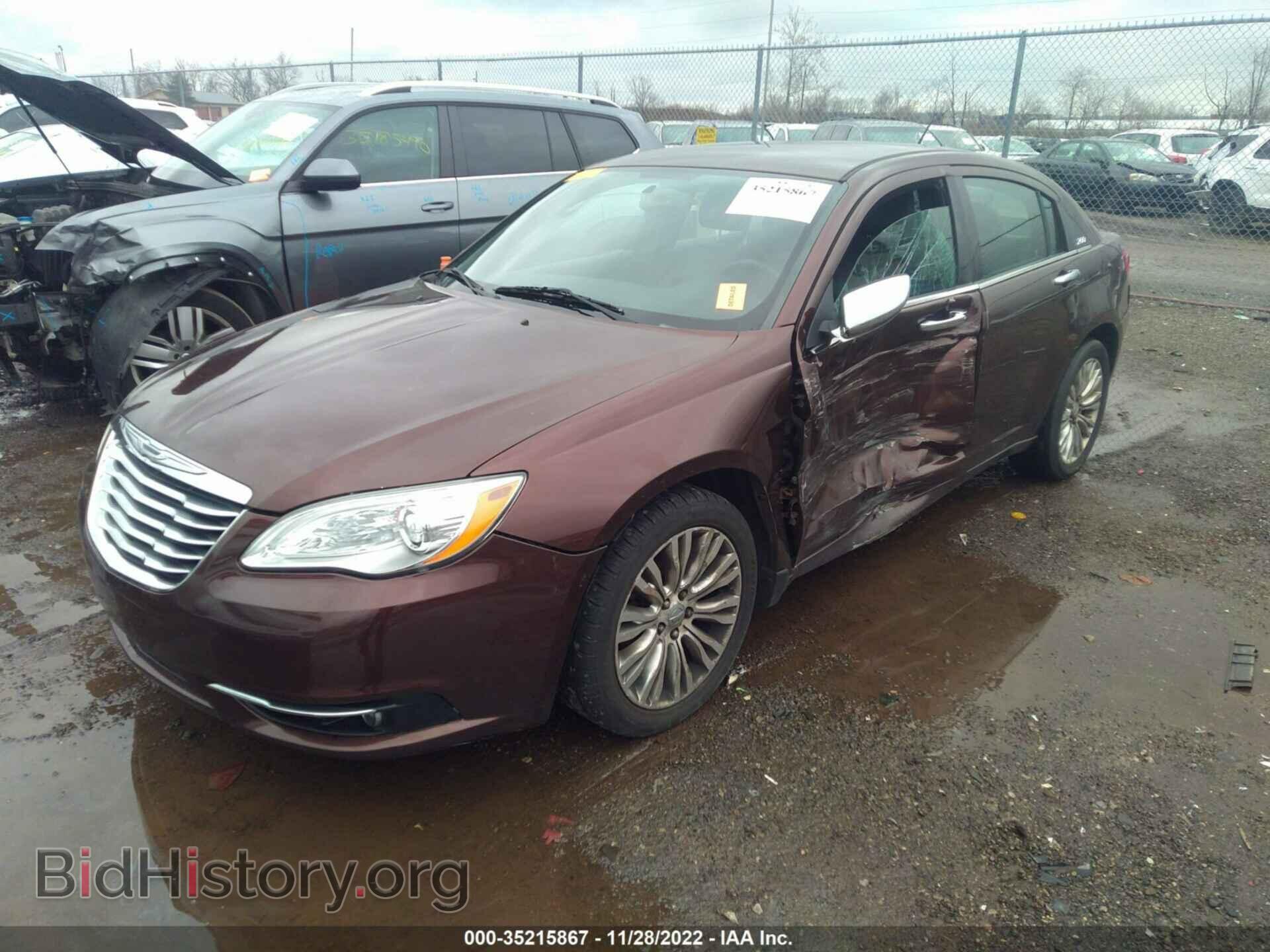 2012 CHRYSLER 200 - VIN: 1C3CCBCBXCN180550 - Фото 2