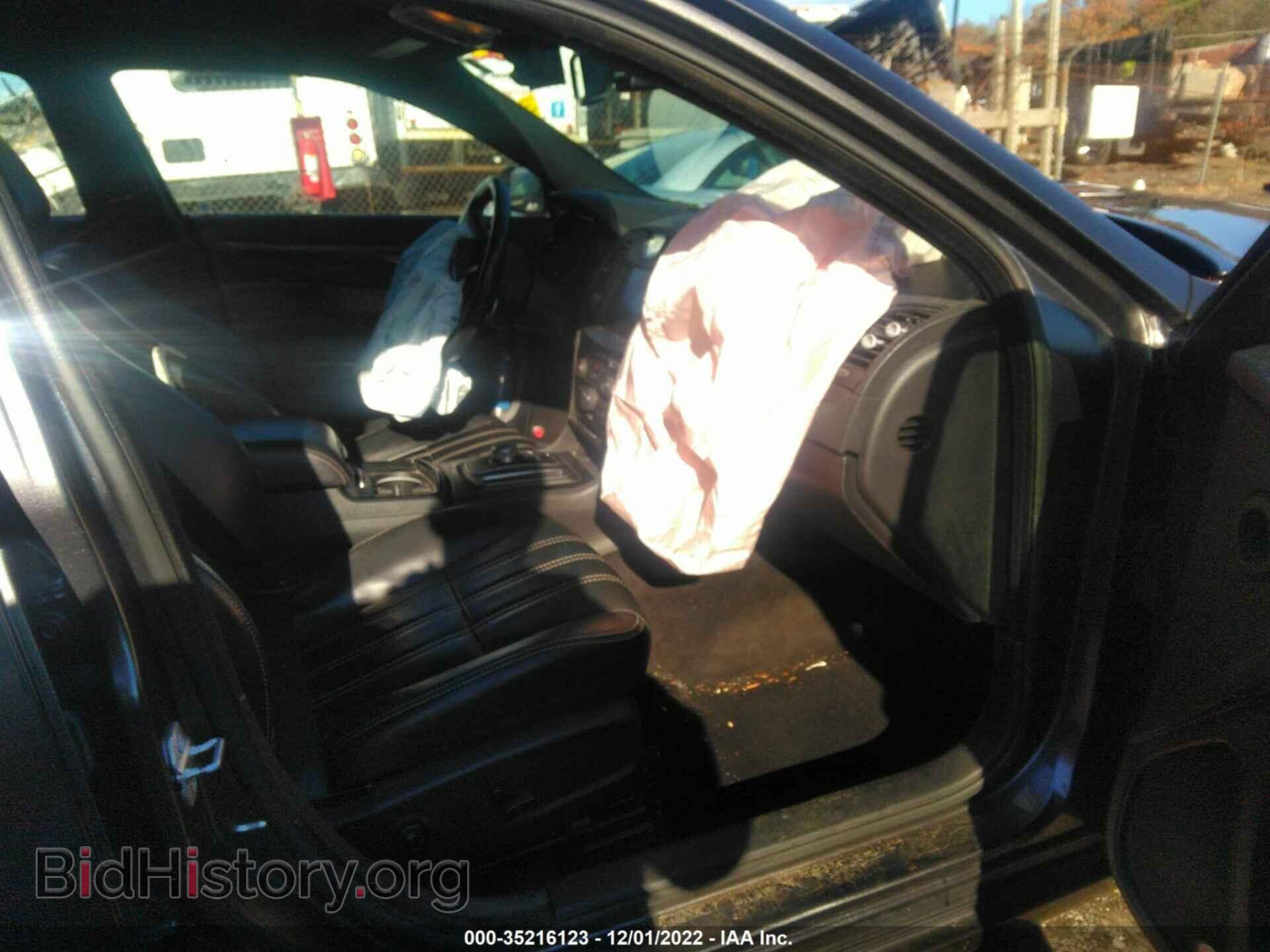 2015 CHRYSLER 300 - VIN: 2C3CCAGG1FH810744 - Фото 5