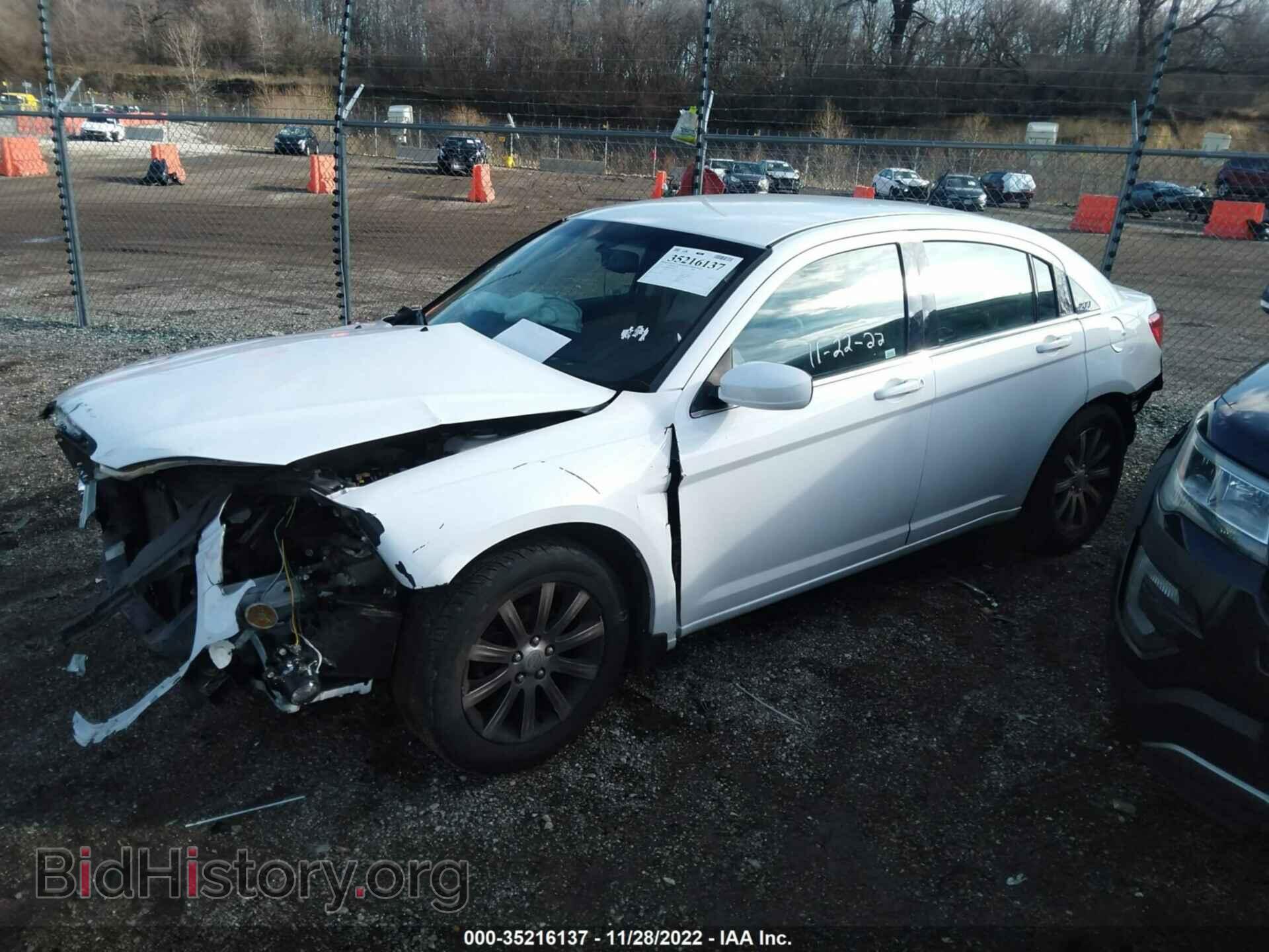 2013 CHRYSLER 200 - VIN: 1C3CCBBB8DN609350 - Photo 2