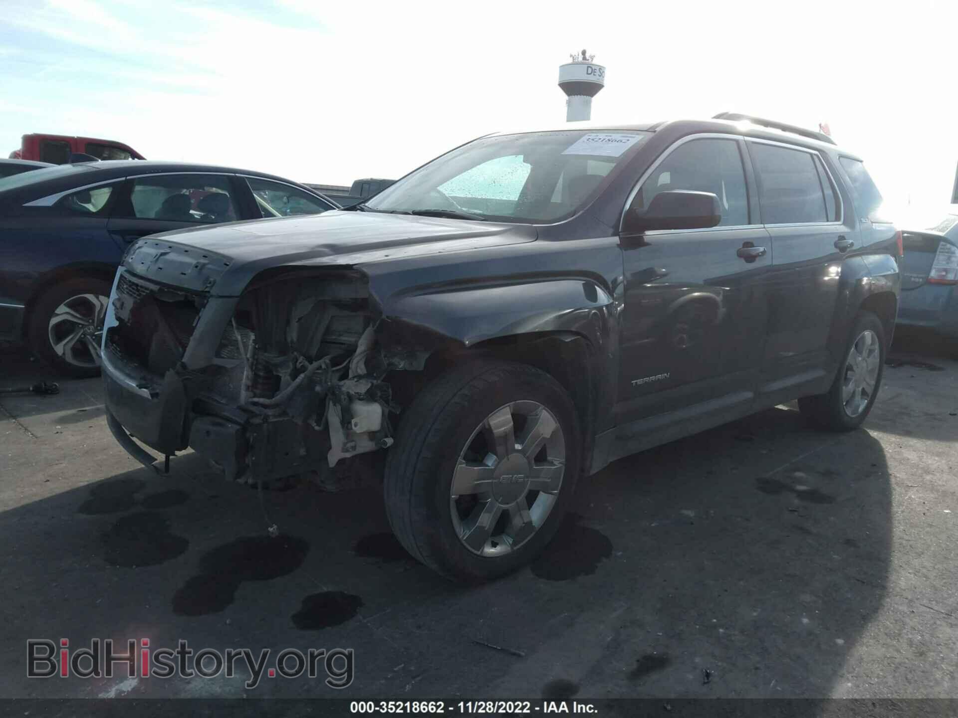 2011 GMC TERRAIN - VIN: 2CTFLVE54B6235874 - Photo 2