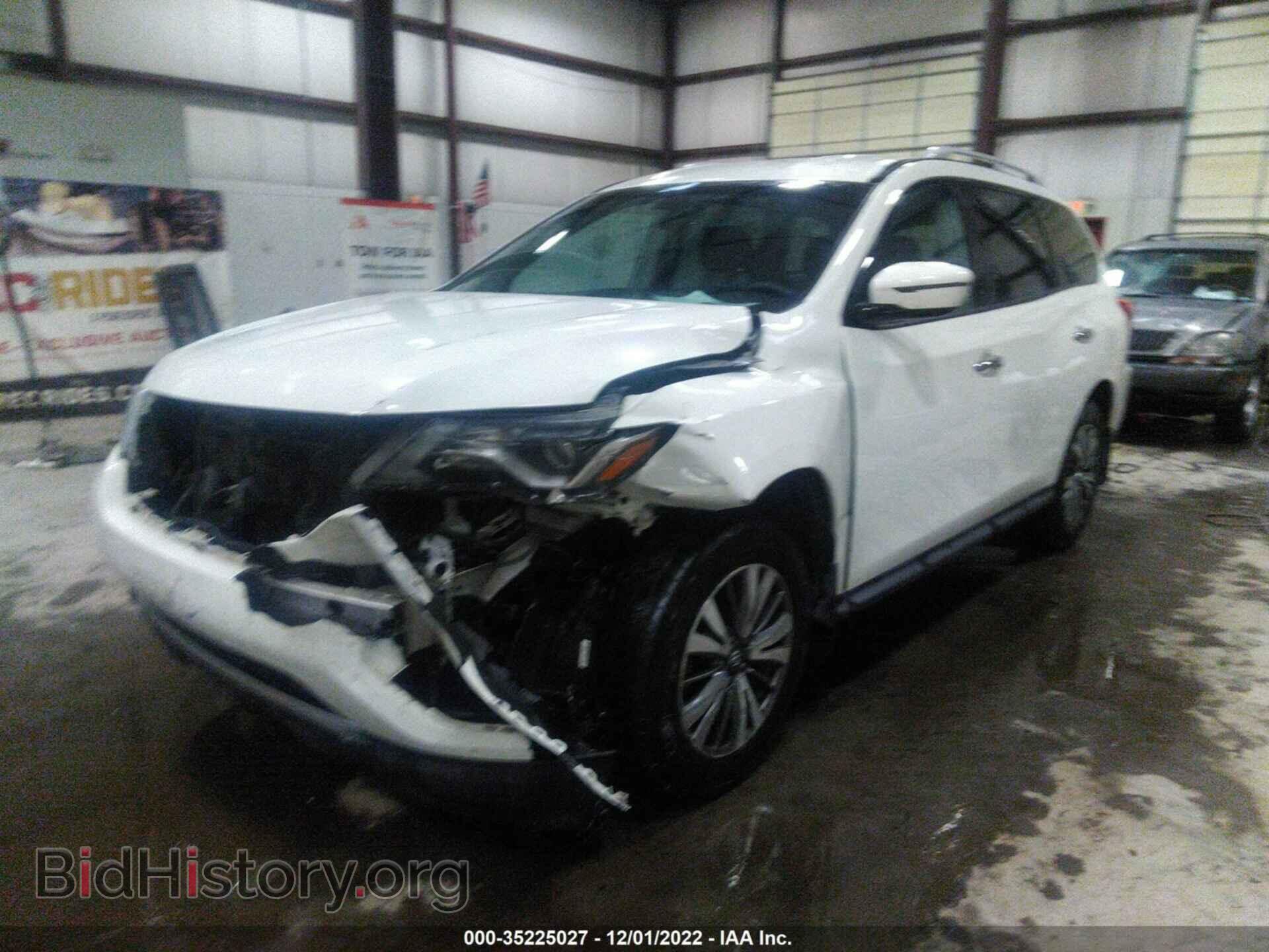 2017 NISSAN PATHFINDER - VIN: 5N1DR2MM2HC695457 - Фото 2
