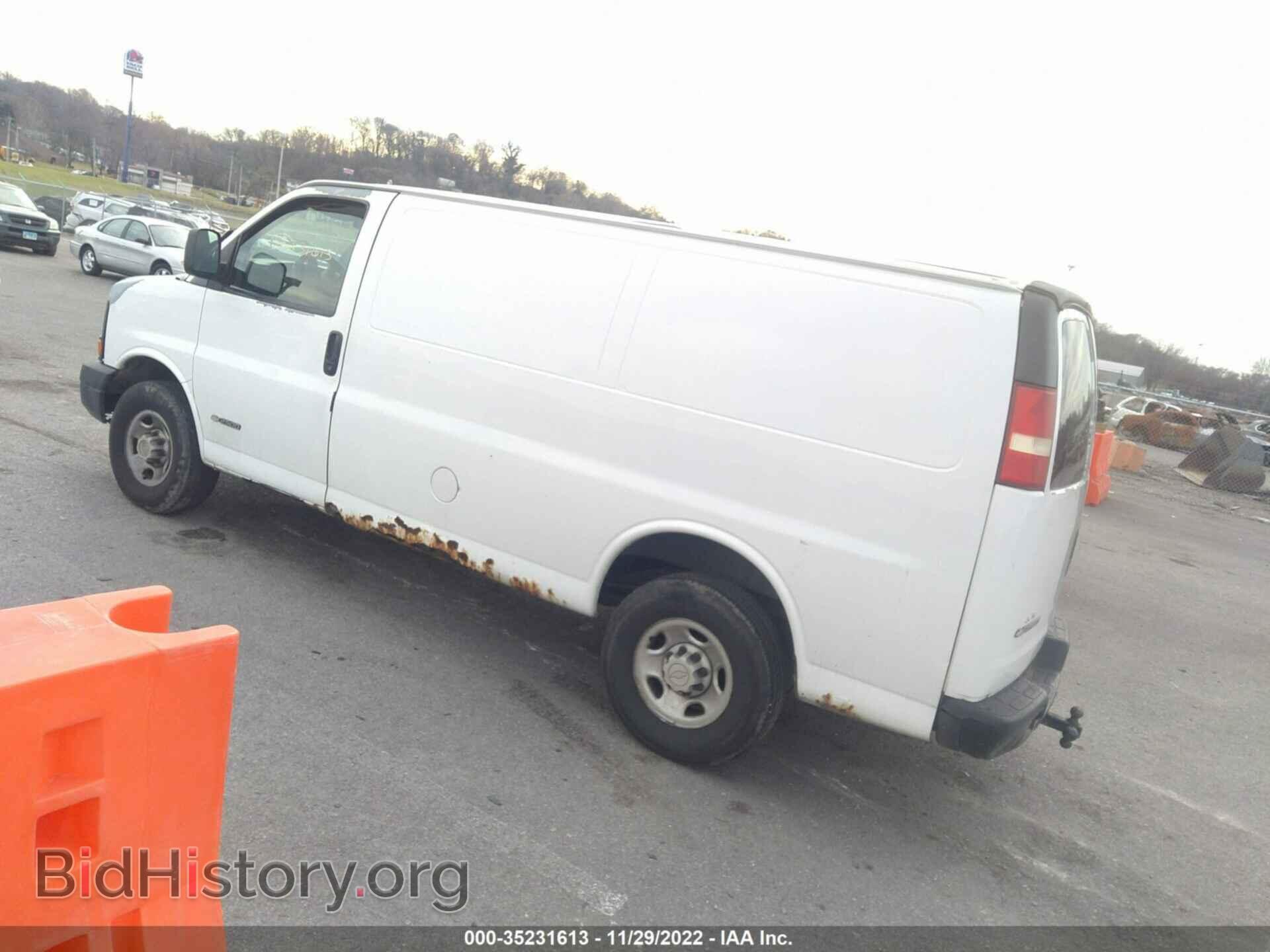 2006 CHEVROLET EXPRESS CARGO VAN - VIN: 1GCGG25V461105220 - Фото 3