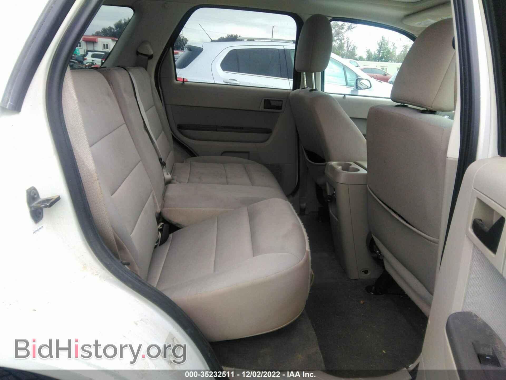 2011 FORD ESCAPE - VIN: 1FMCU0DG5BKB30206 - Фото 8