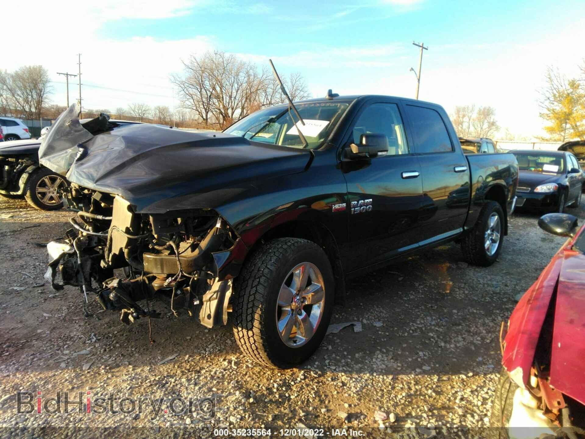 2017 RAM 1500 - VIN: 3C6RR7LT4HG510815 - Фото 2