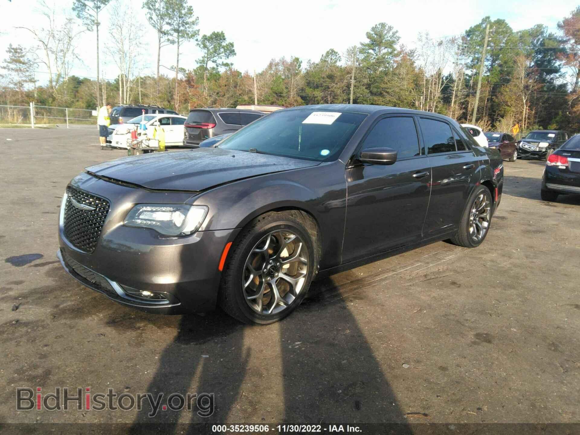 2017 CHRYSLER 300 - VIN: 2C3CCABG3HH526736 - Фото 2