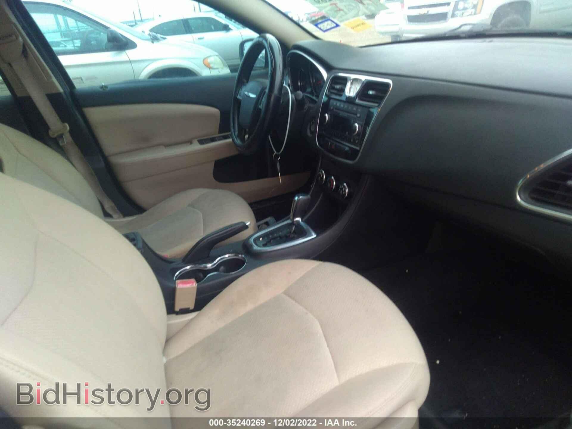 2013 CHRYSLER 200 - VIN: 1C3CCBAB1DN560414 - Фото 5