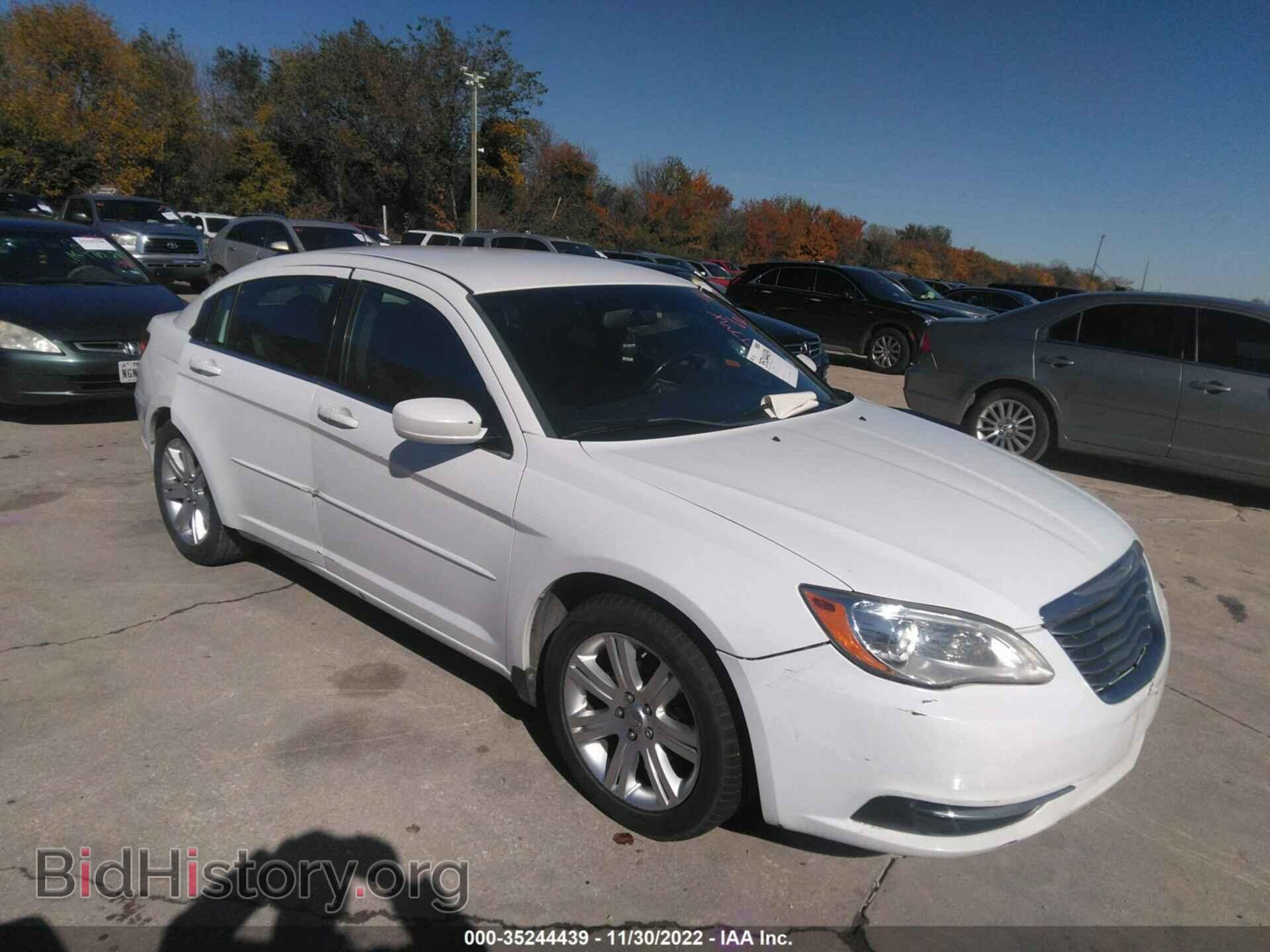 Photo 1C3CCBBB2DN656051 - CHRYSLER 200 2013
