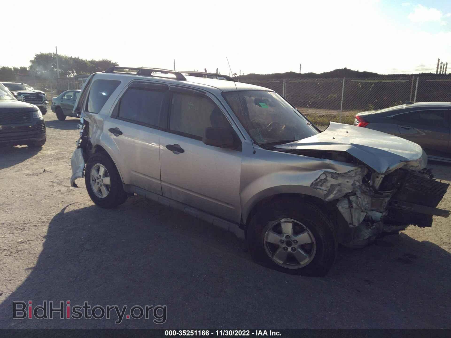 Фотография 1FMCU0C77AKB27436 - FORD ESCAPE 2010