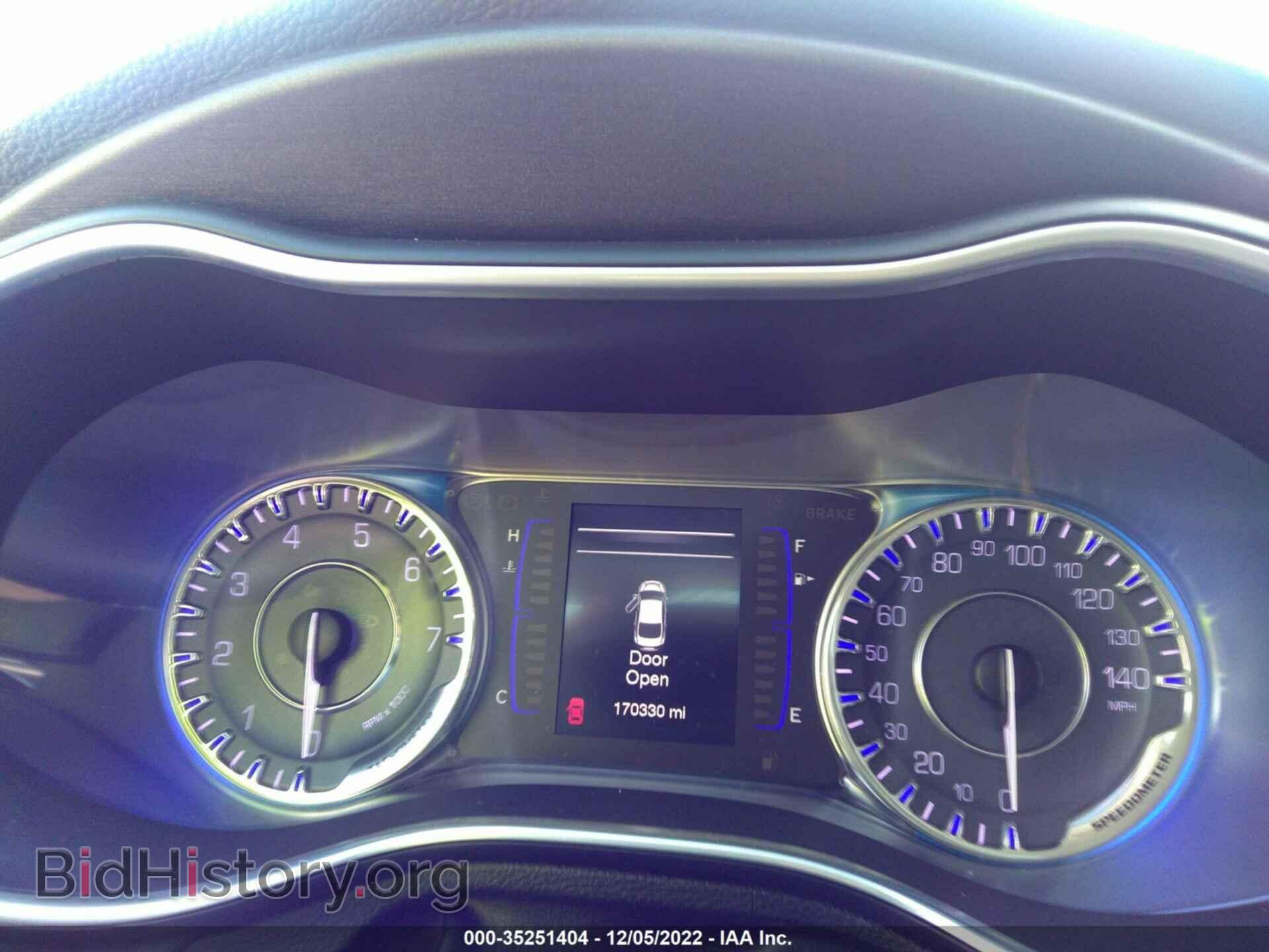 2016 CHRYSLER 200 - VIN: 1C3CCCAB3GN107809 - Фото 7