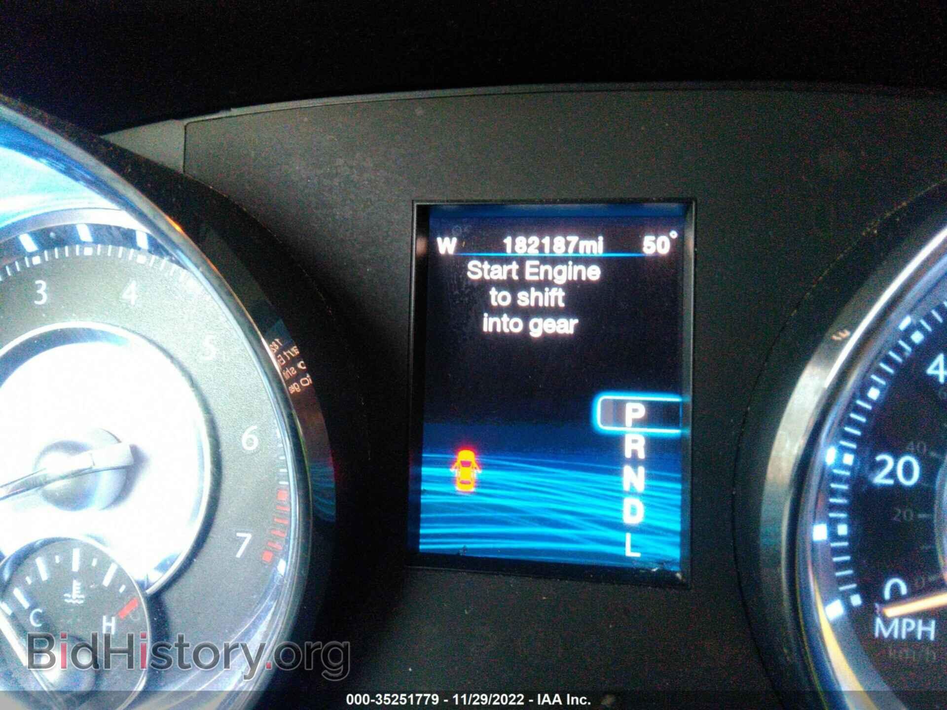 2012 CHRYSLER 300 - VIN: 2C3CCACG7CH173196 - Фото 7