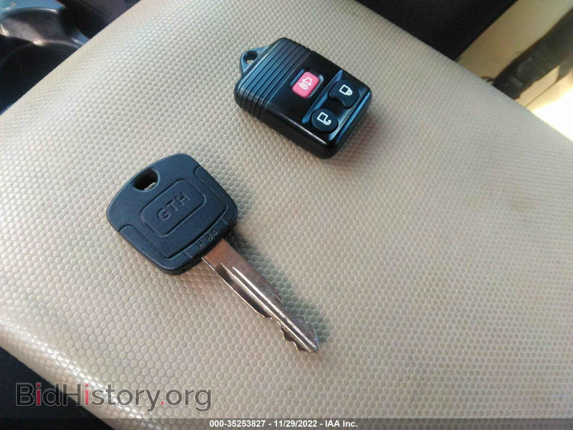 2008 MAZDA TRIBUTE - VIN: 4F2CZ02Z28KM10068 - Фото 11