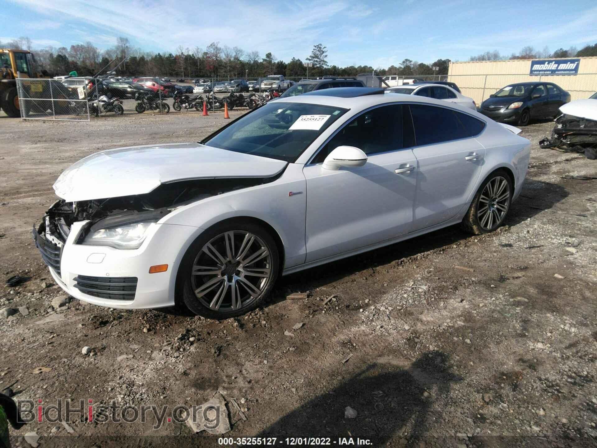 2013 AUDI A7 - VIN: WAUYGAFC2DN018947 - Фото 2