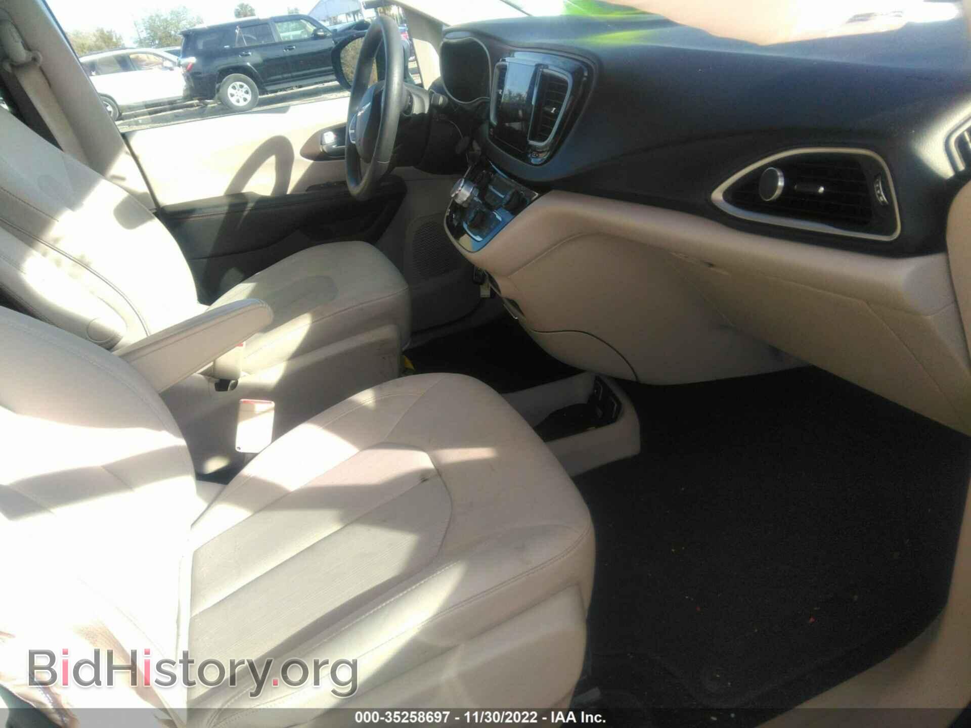 2017 CHRYSLER PACIFICA - VIN: 2C4RC1DG6HR522418 - Photo 5