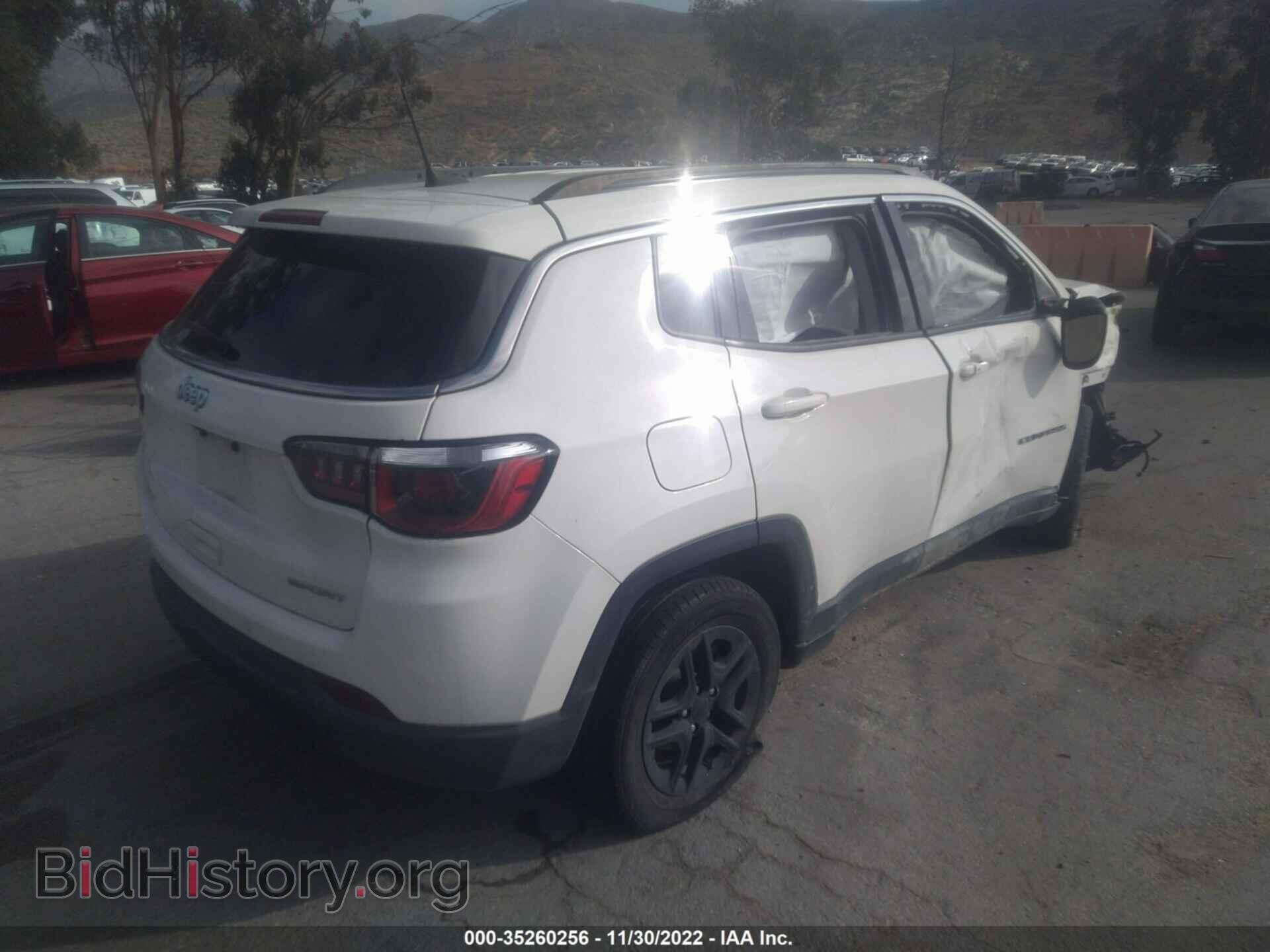 2019 JEEP COMPASS - VIN: 3C4NJCAB2KT614753 - Фото 4