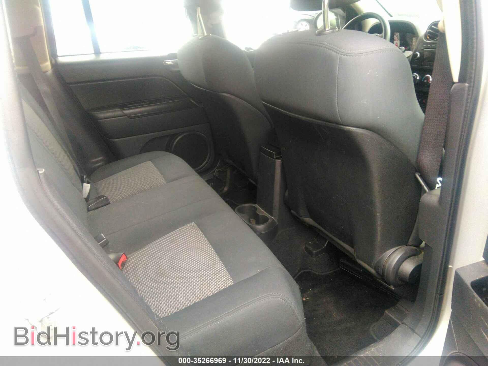 2010 JEEP COMPASS - VIN: 1J4NF4FB1AD649329 - Фото 8