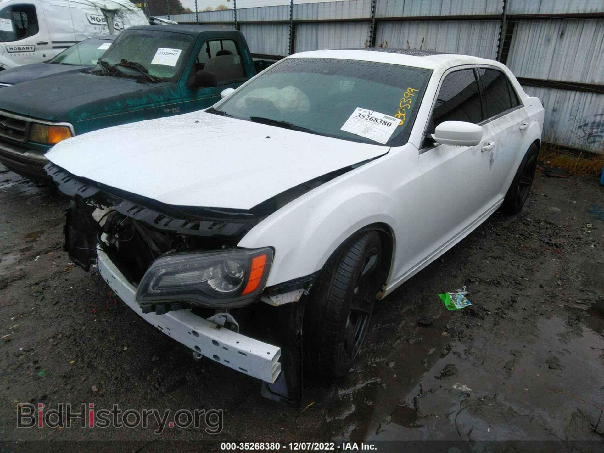 2012 CHRYSLER 300 - VIN: 2C3CCAFJ7CH801748 - Фото 2