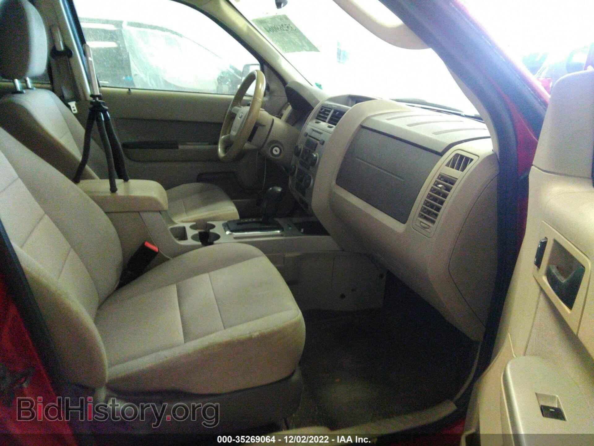 2011 FORD ESCAPE - VIN: 1FMCU0DG3BKA08010 - Фото 5