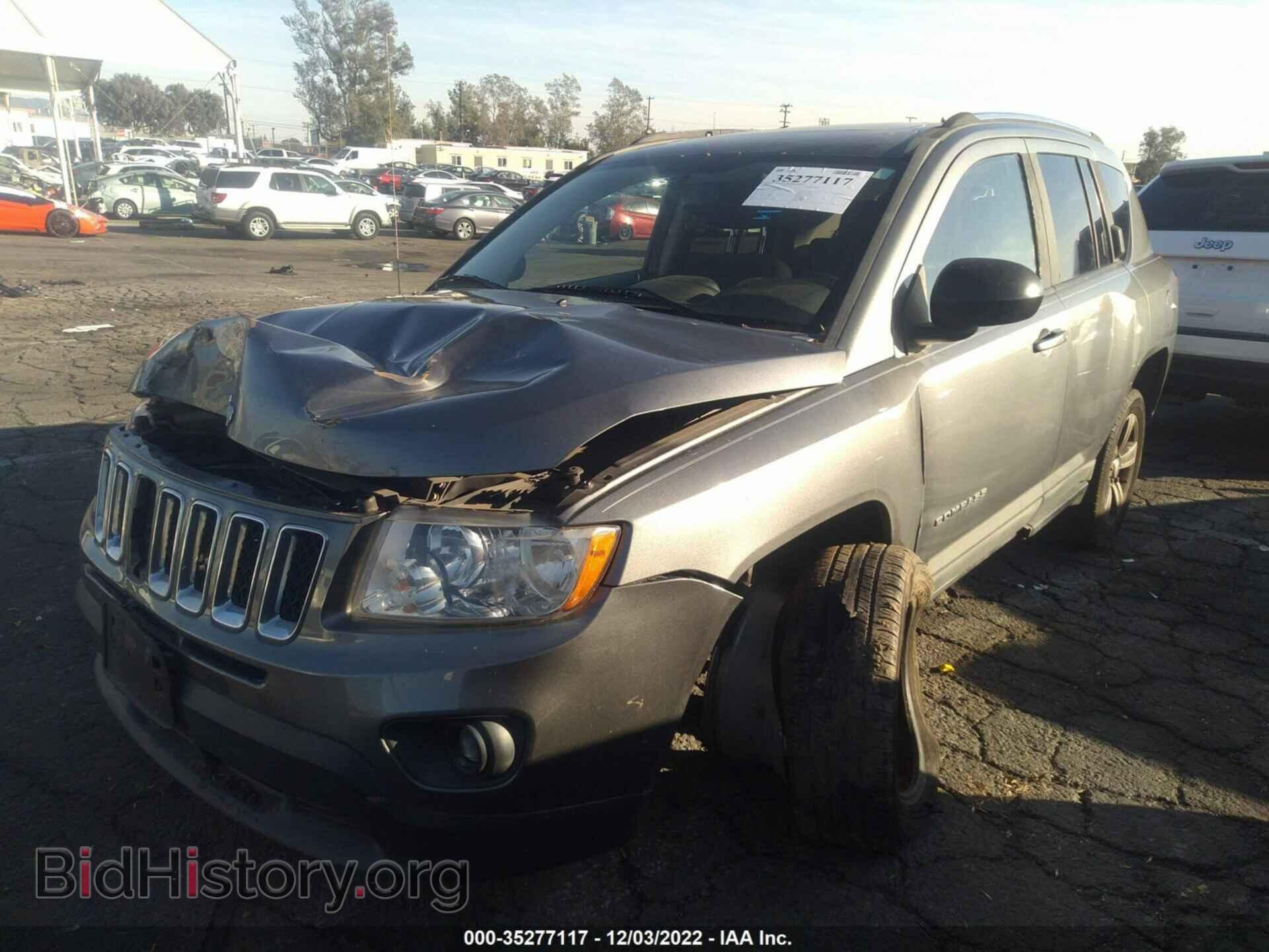 2011 JEEP COMPASS - VIN: 1J4NT1FA2BD241423 - Photo 2