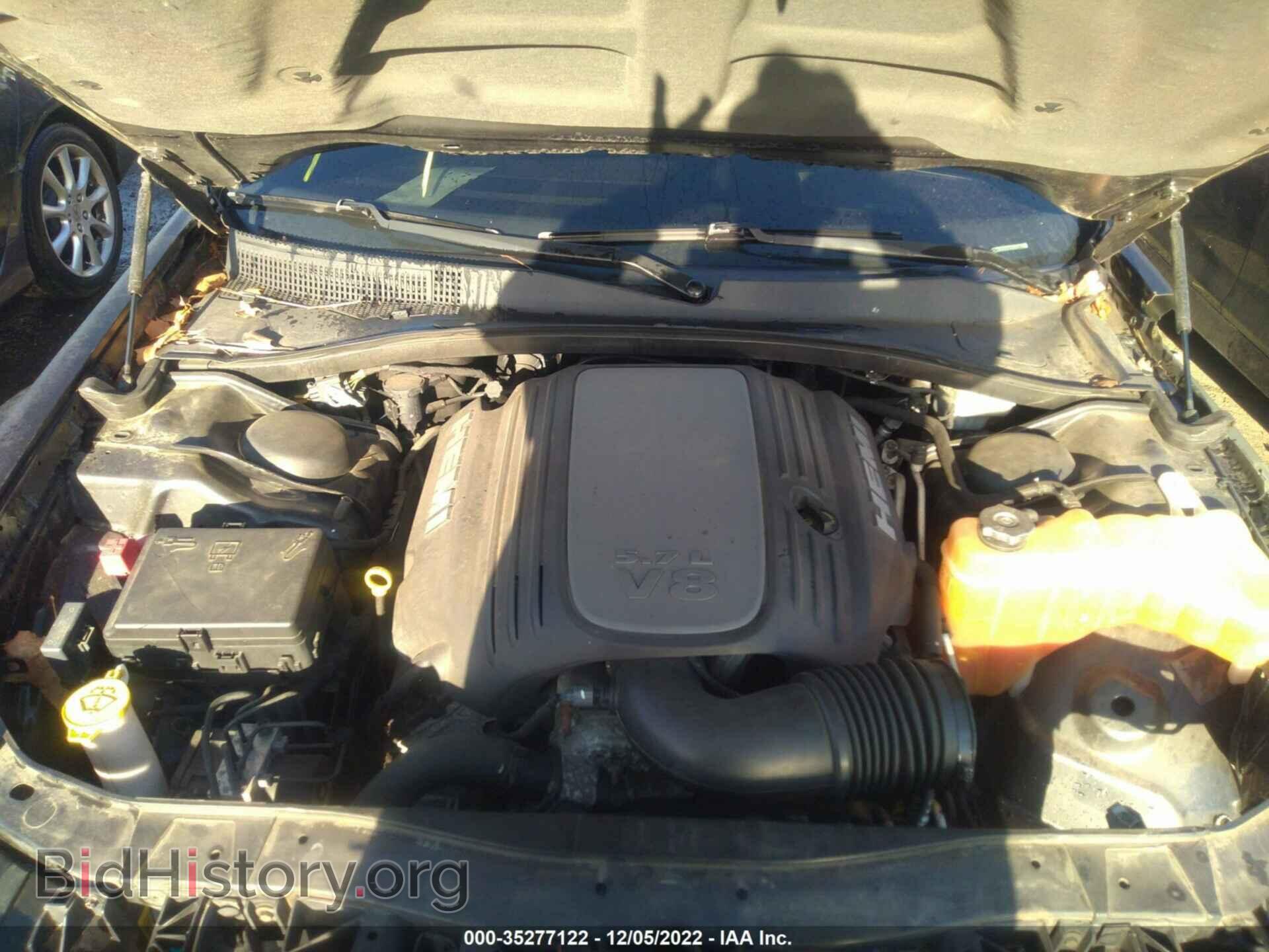 2011 CHRYSLER 300 - VIN: 2C3CA6CT0BH514436 - Фото 10