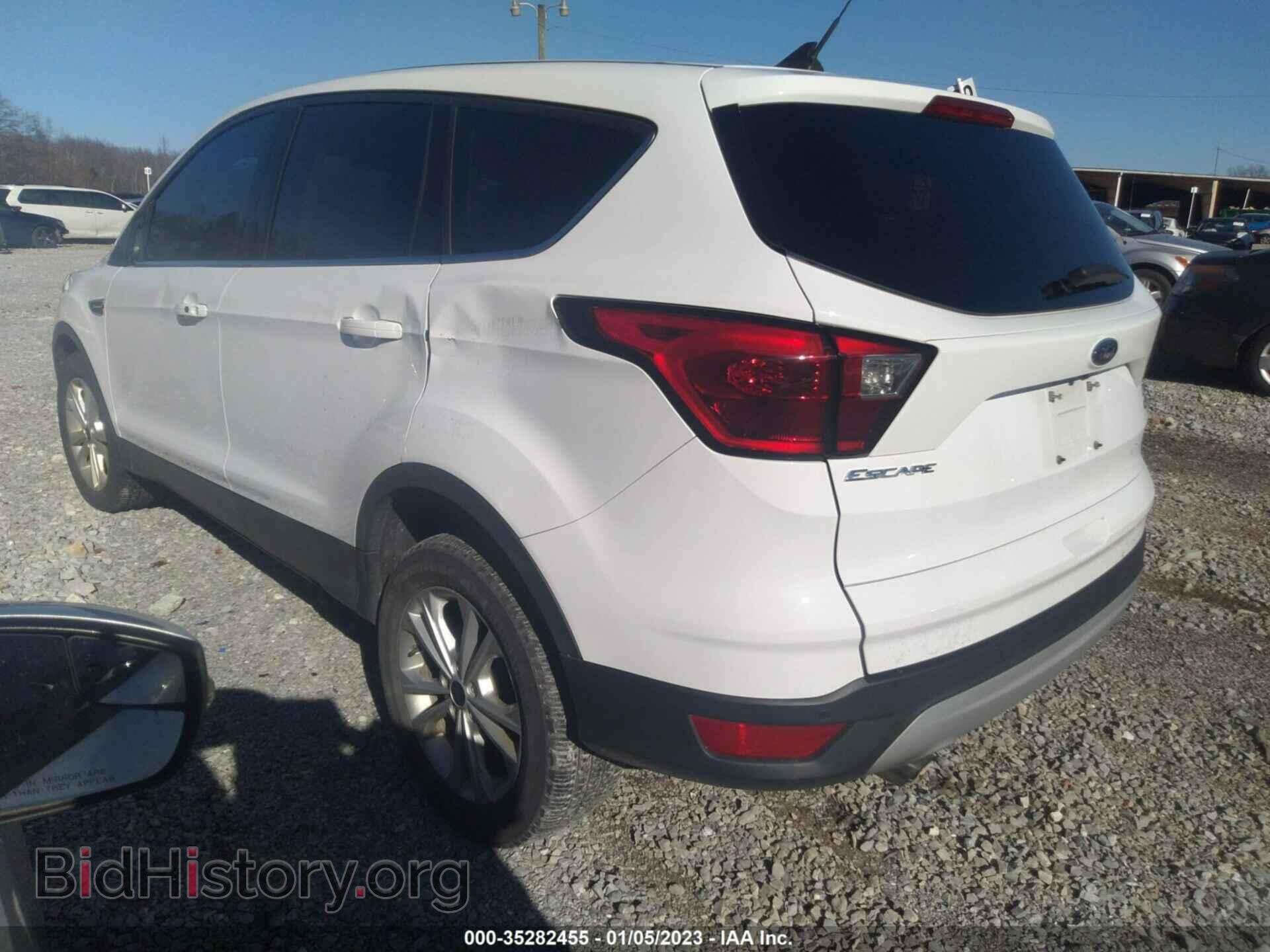 2019 FORD ESCAPE - VIN: 1FMCU0GD0KUC37881 - Фото 3