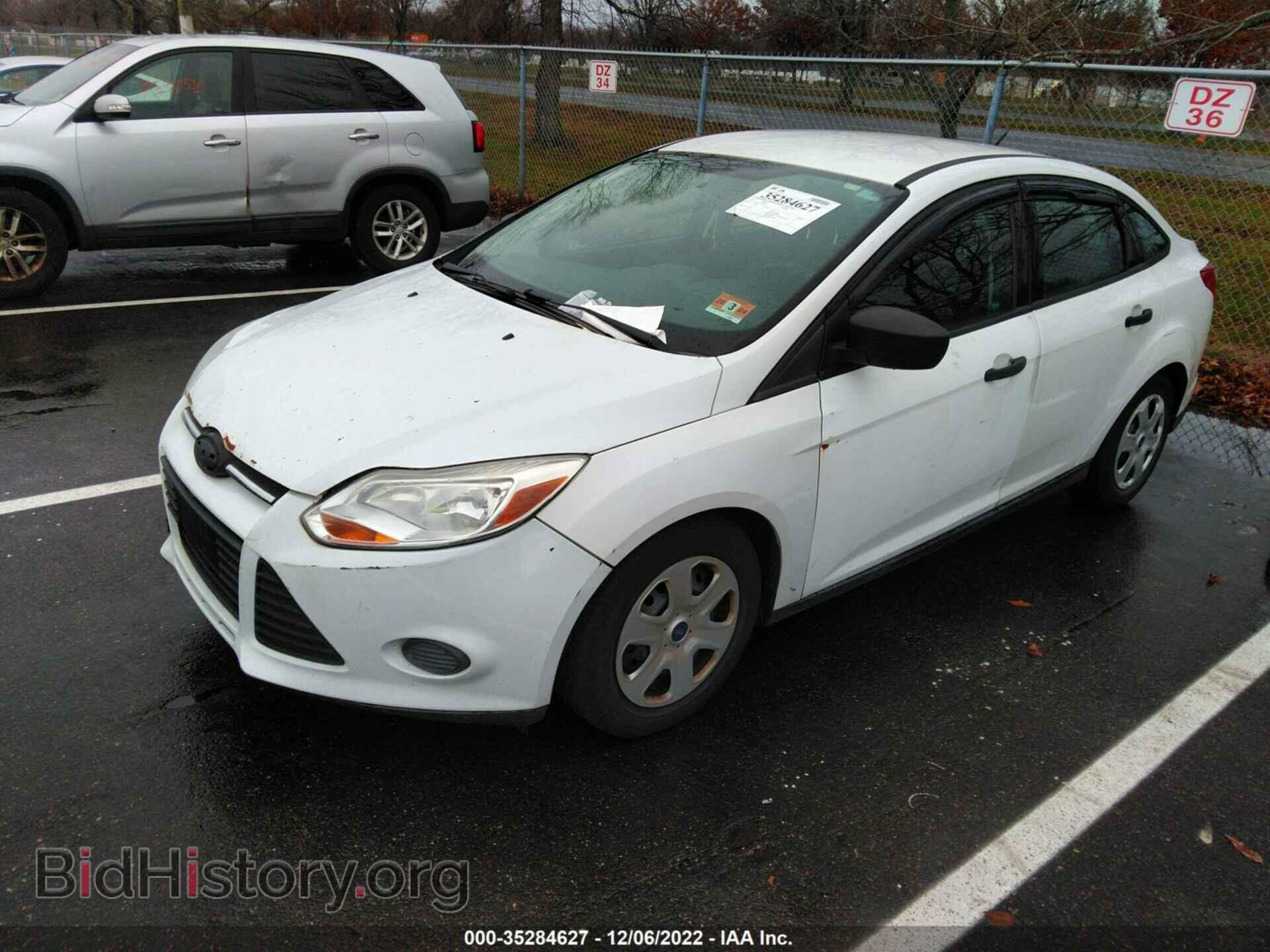 2014 FORD FOCUS - VIN: 1FADP3E26EL272427 - Photo 2