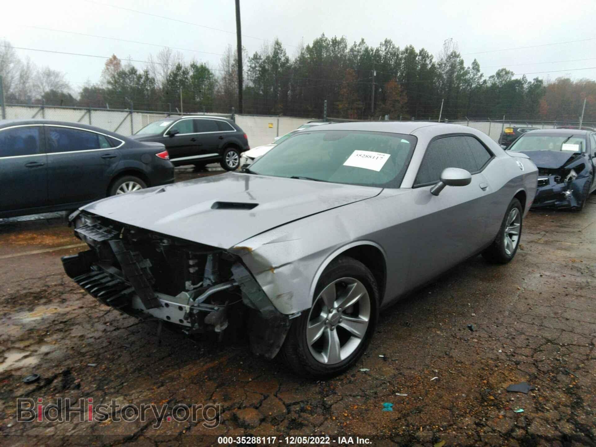 2018 DODGE CHALLENGER - VIN: 2C3CDZAG3JH317791 - Photo 2