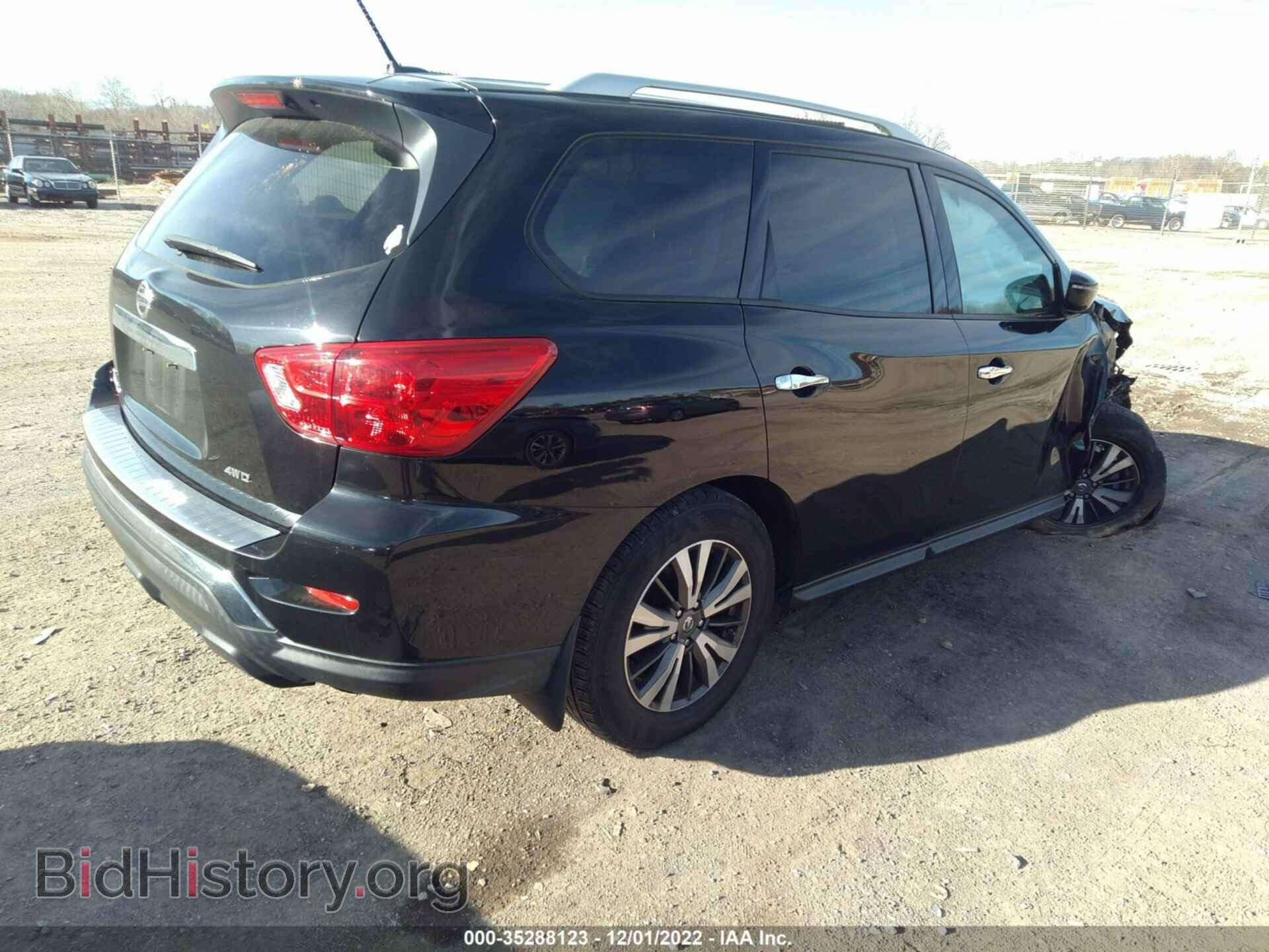 2017 NISSAN PATHFINDER - VIN: 5N1DR2MM9HC676856 - Фото 4