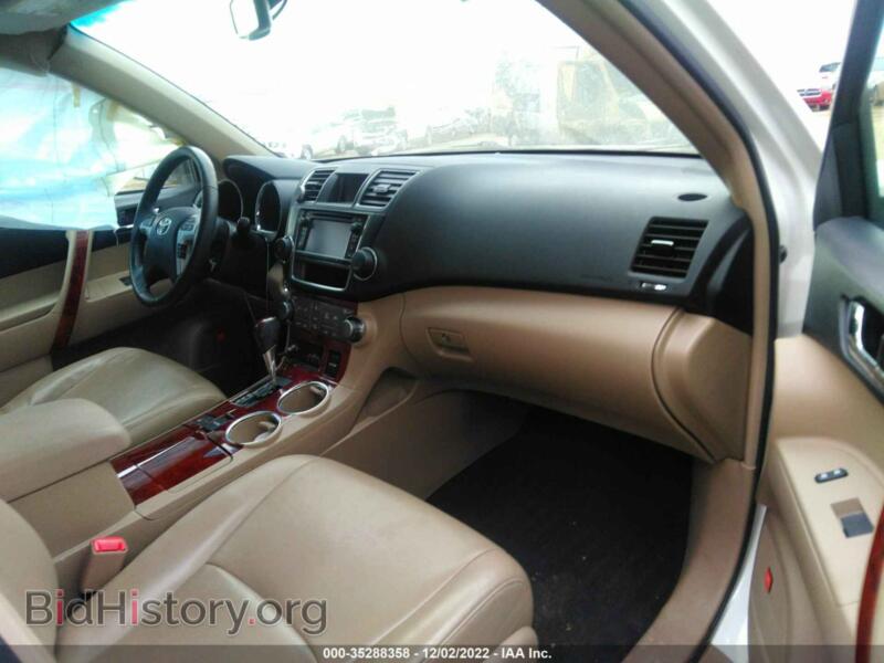 2013 Toyota HIGHLANDER (VIN 5TDDK3EH8DS181590) — фото 5 из 12
