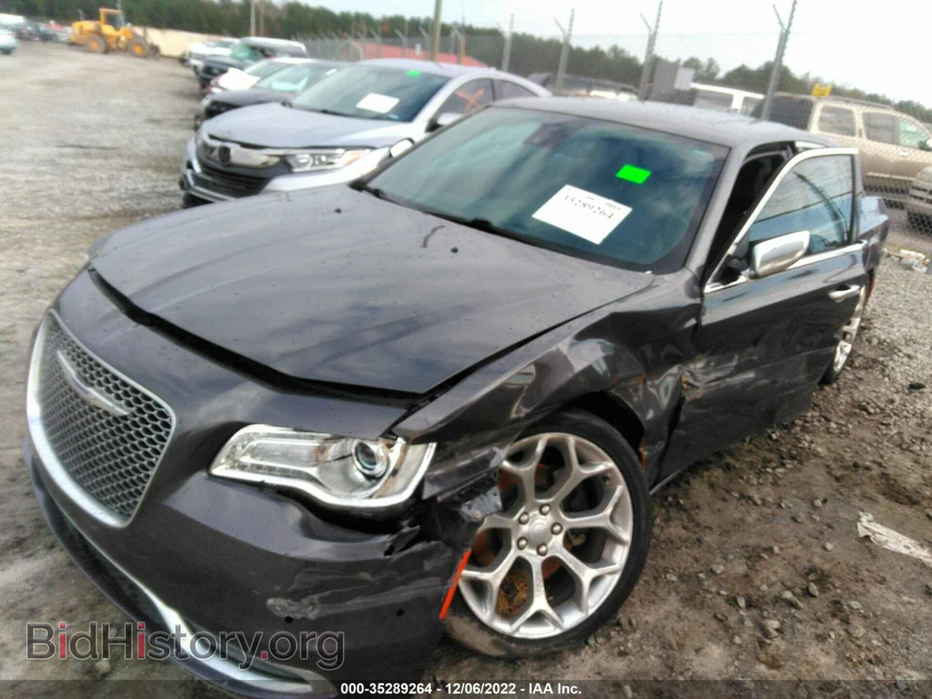 2016 CHRYSLER 300 - VIN: 2C3CCAPT3GH295728 - Фото 2