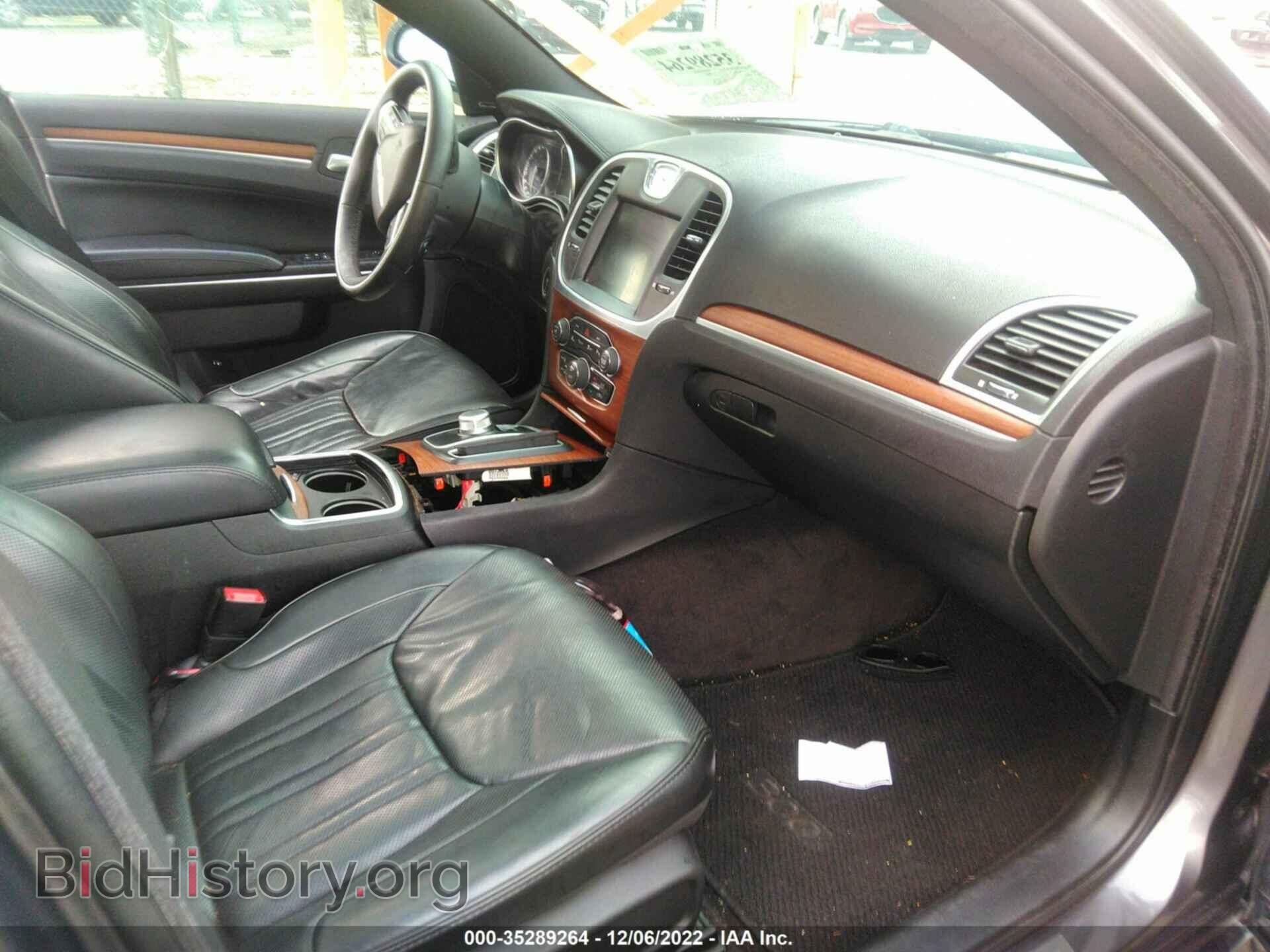 2016 CHRYSLER 300 - VIN: 2C3CCAPT3GH295728 - Фото 5