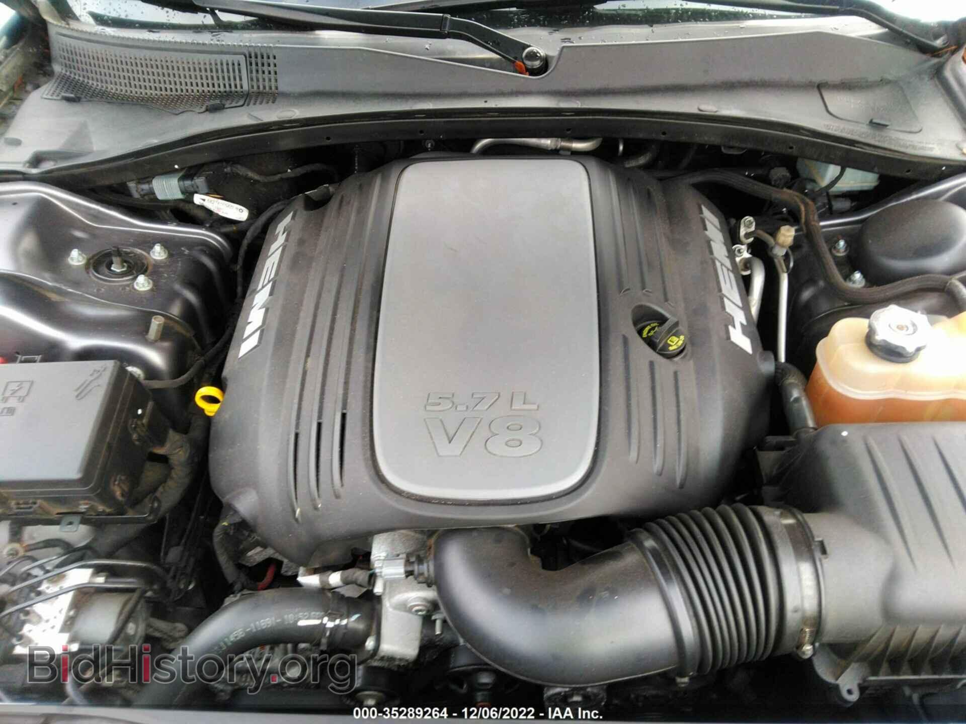 2016 CHRYSLER 300 - VIN: 2C3CCAPT3GH295728 - Фото 10
