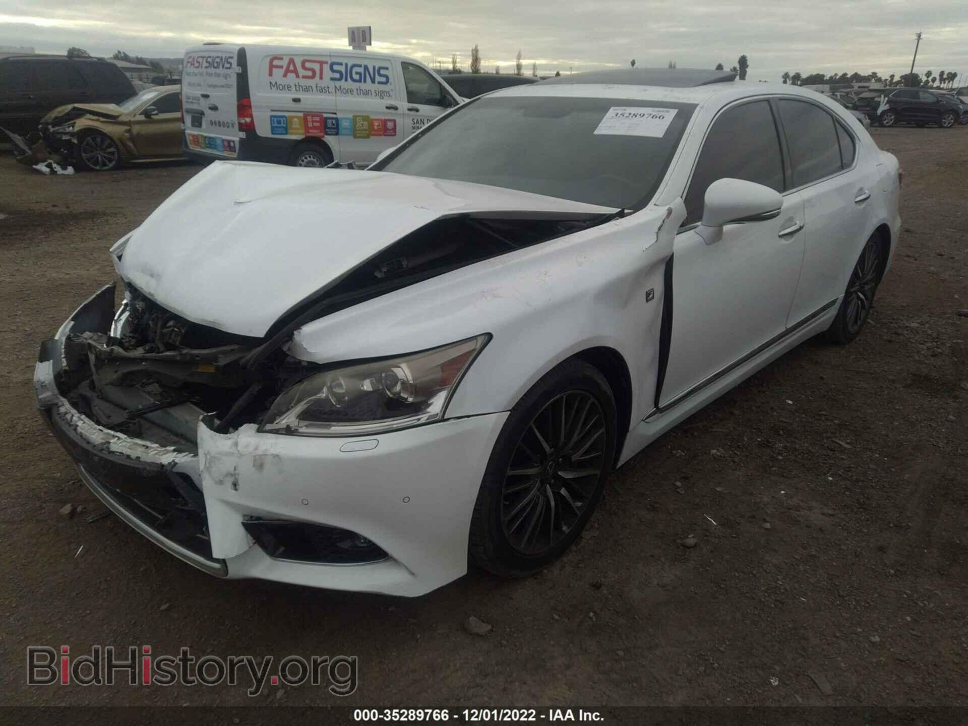 2013 LEXUS LS 460 - VIN: JTHBL5EF9D5117576 - Photo 2