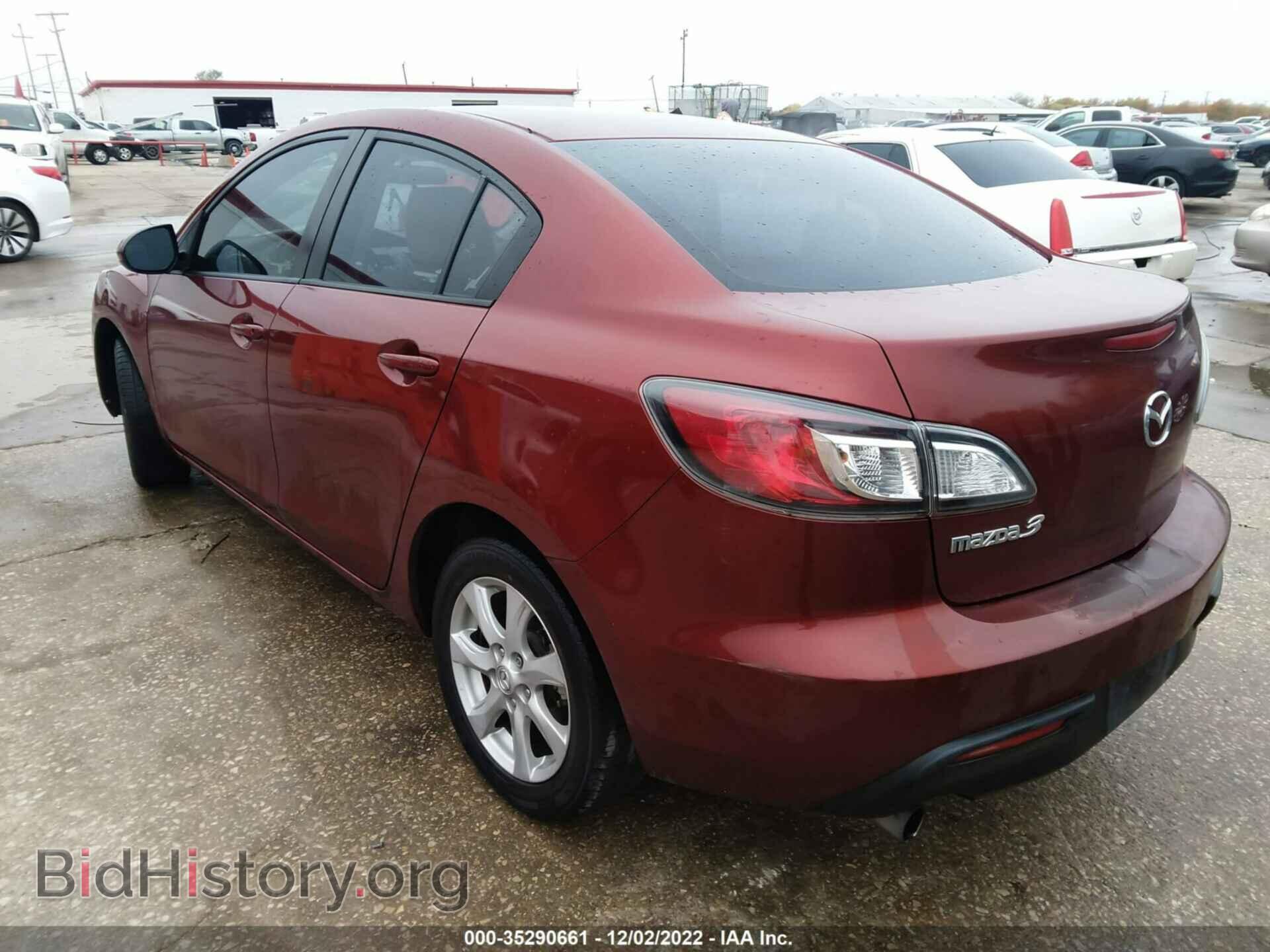 2011 MAZDA MAZDA3 - VIN: JM1BL1VF8B1461172 - Фото 3