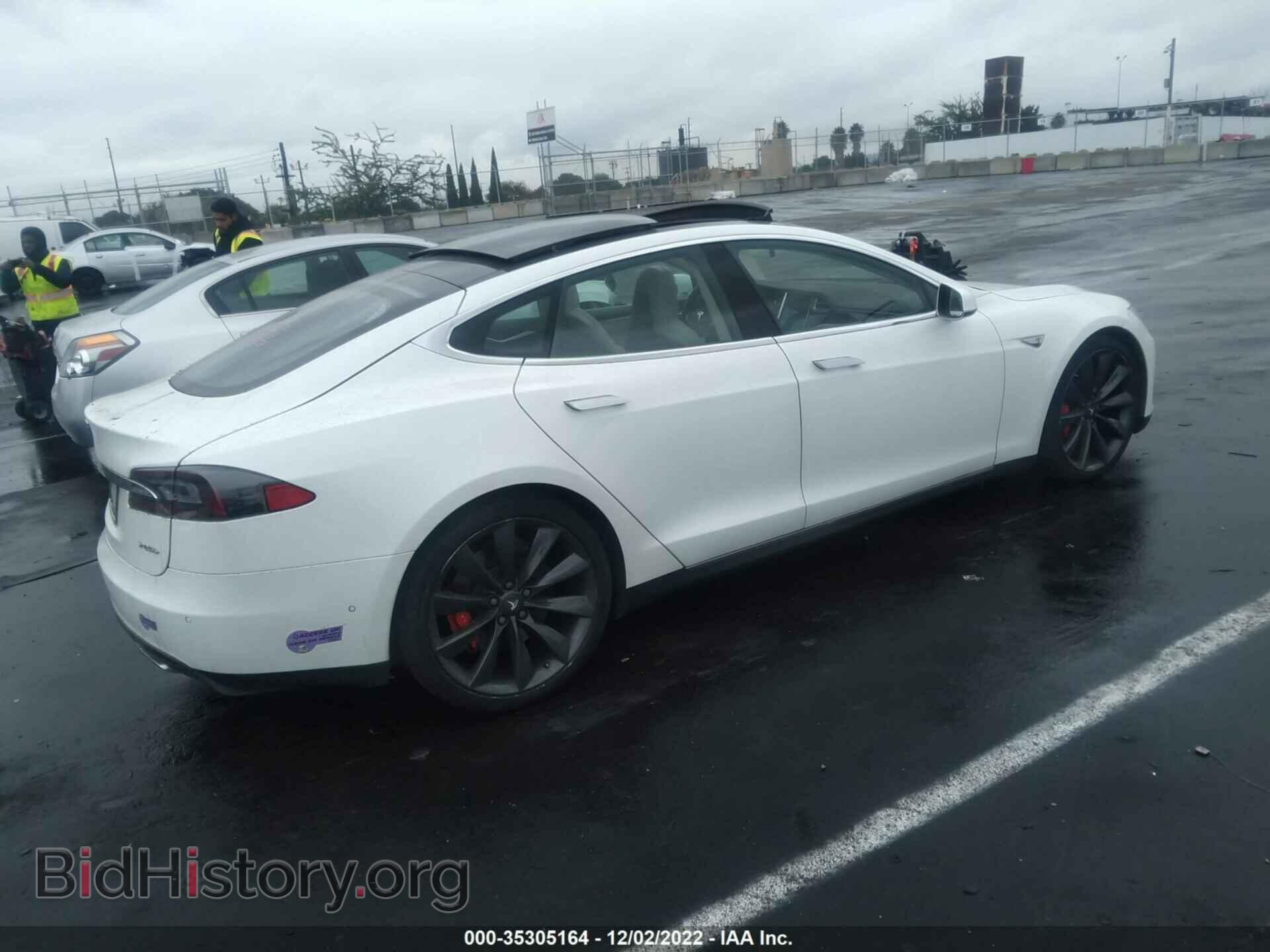 2015 TESLA MODEL S - VIN: 5YJSA1H44FF080609 - Photo 4