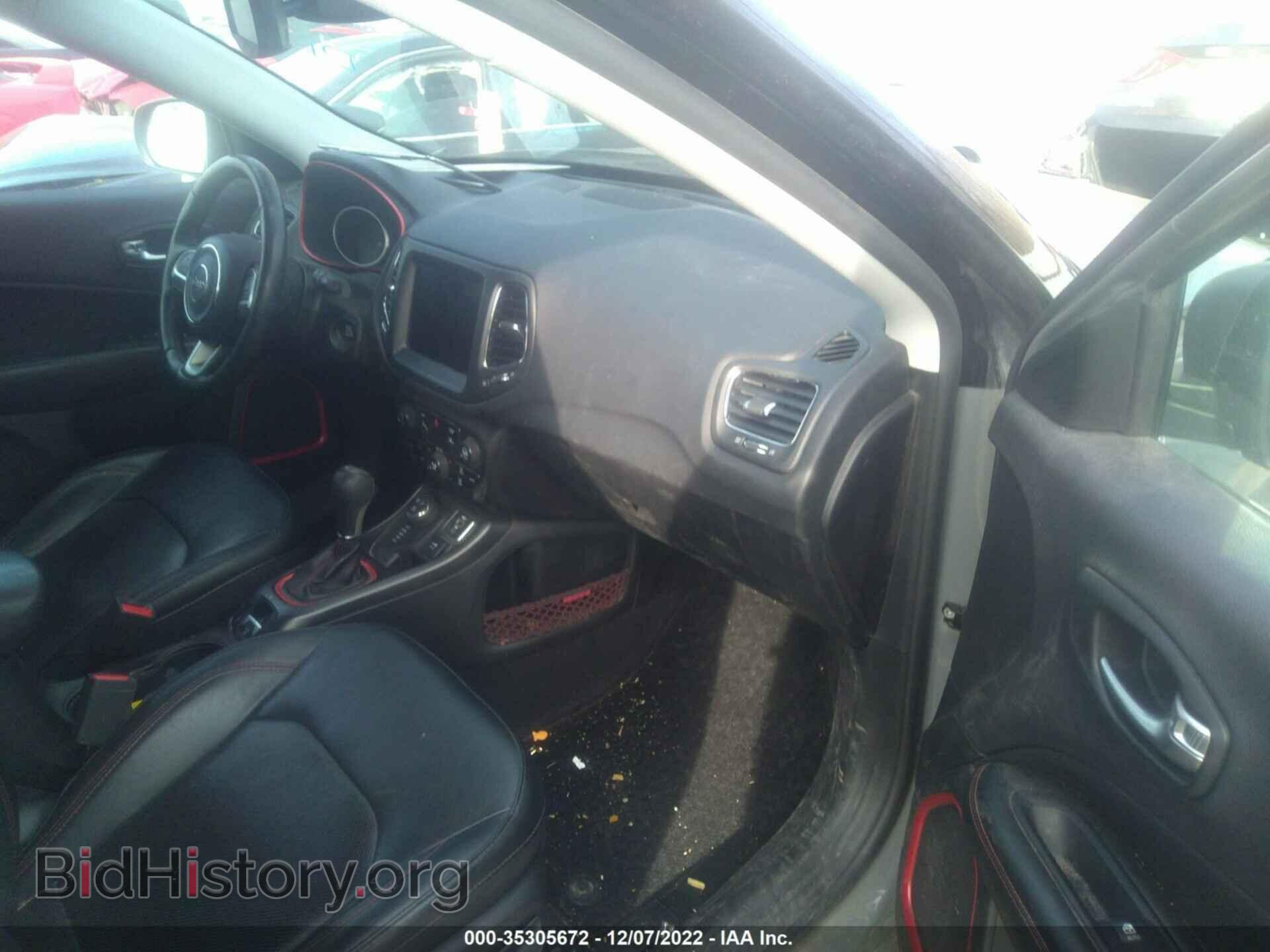 2019 JEEP COMPASS - VIN: 3C4NJDDB1KT776634 - Фото 5