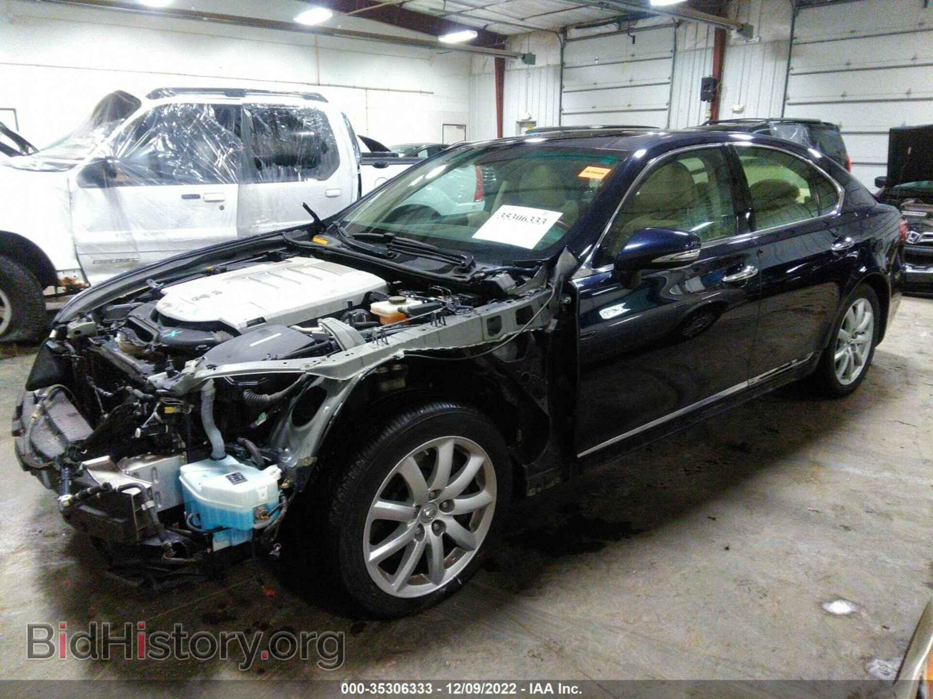 2010 LEXUS LS 460 - VIN: JTHCL5EF2A5007033 - Фото 2