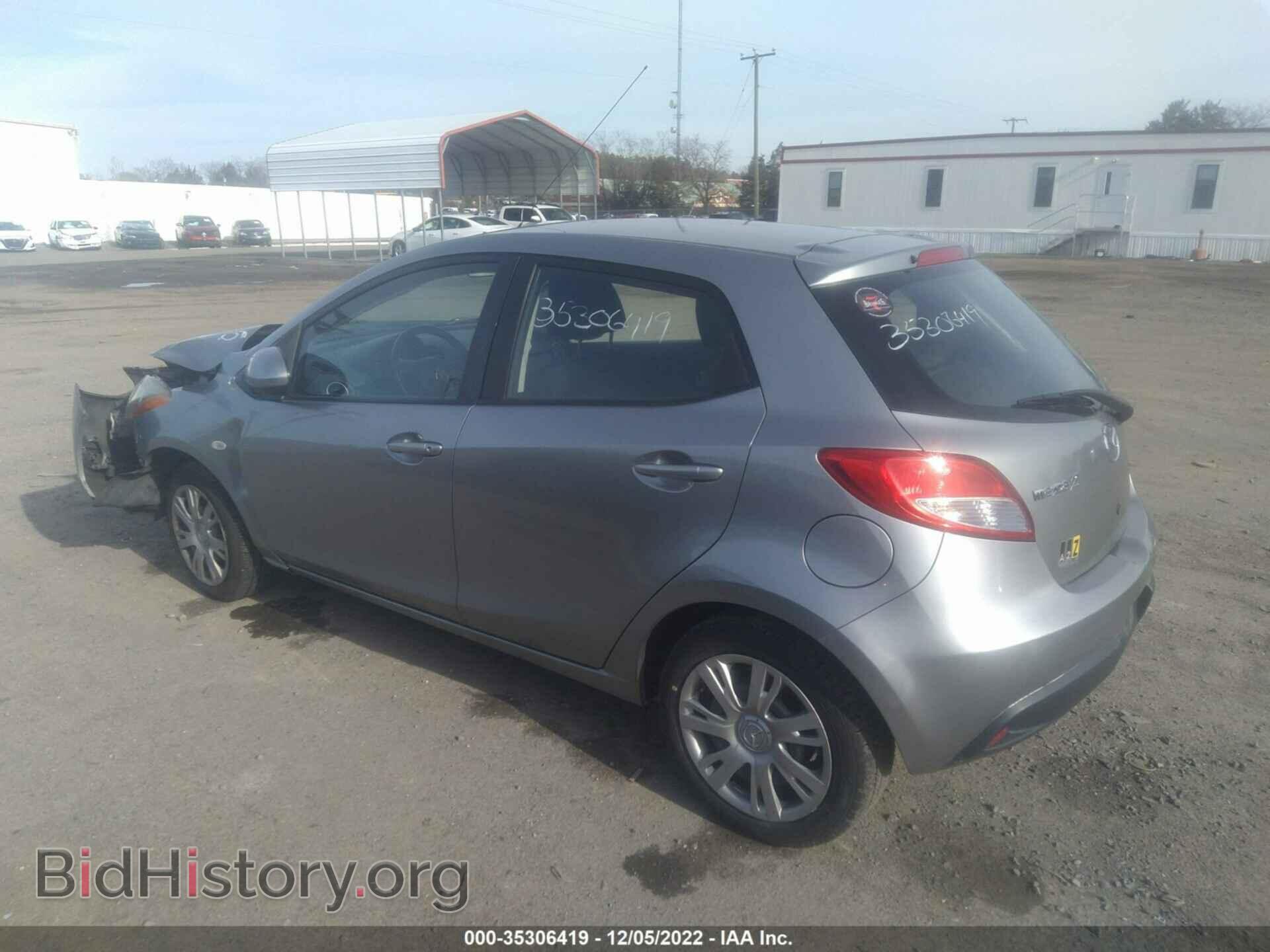 2014 MAZDA MAZDA2 - VIN: JM1DE1KY4E0184331 - Фото 3