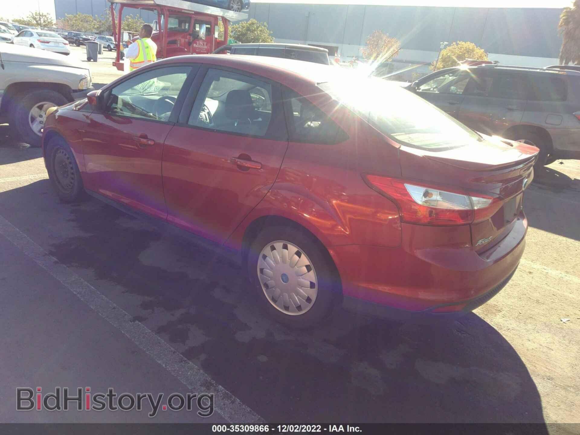 2012 FORD FOCUS - VIN: 1FAHP3F22CL166232 - Фото 3